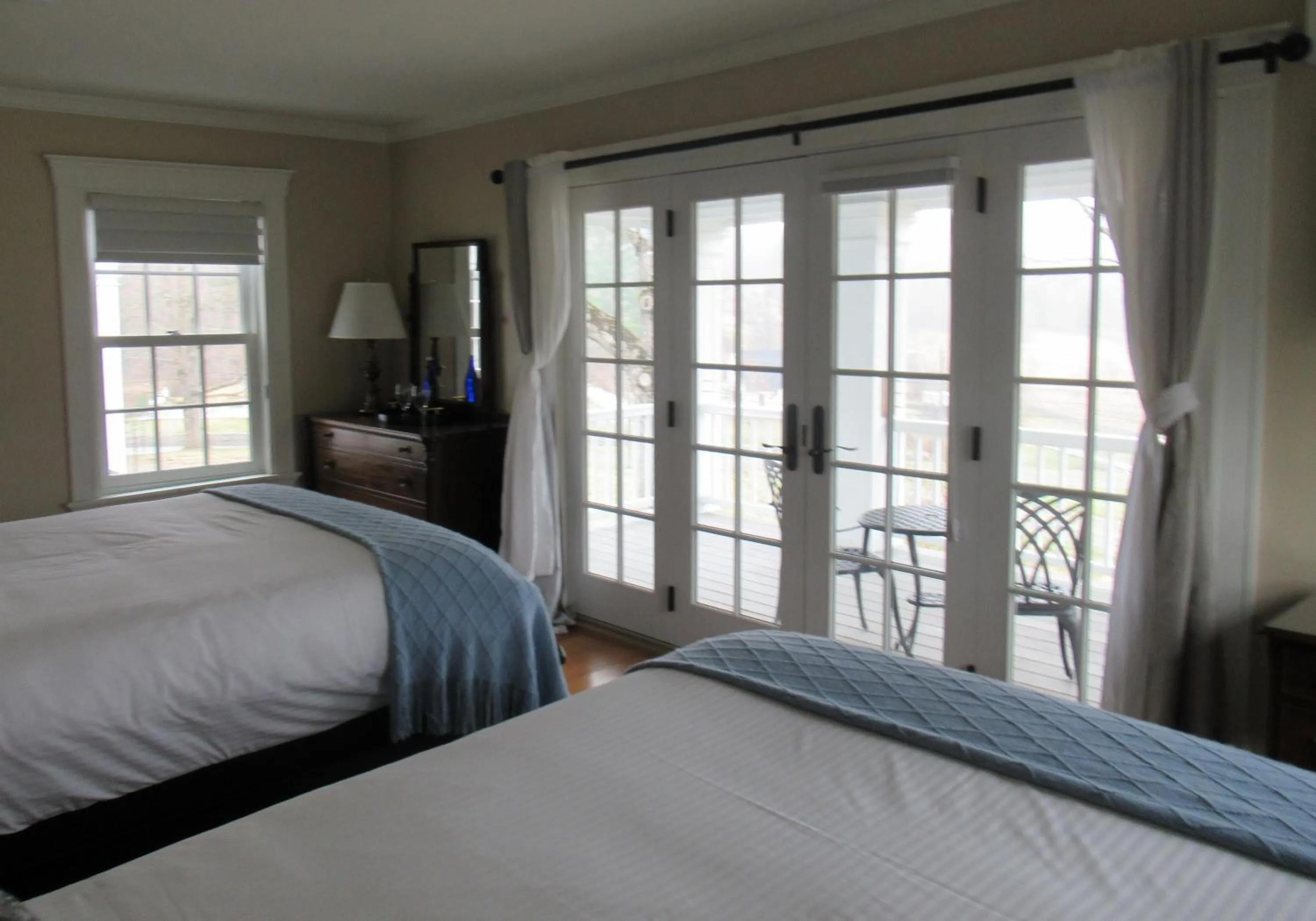 Bed in The White House Inn