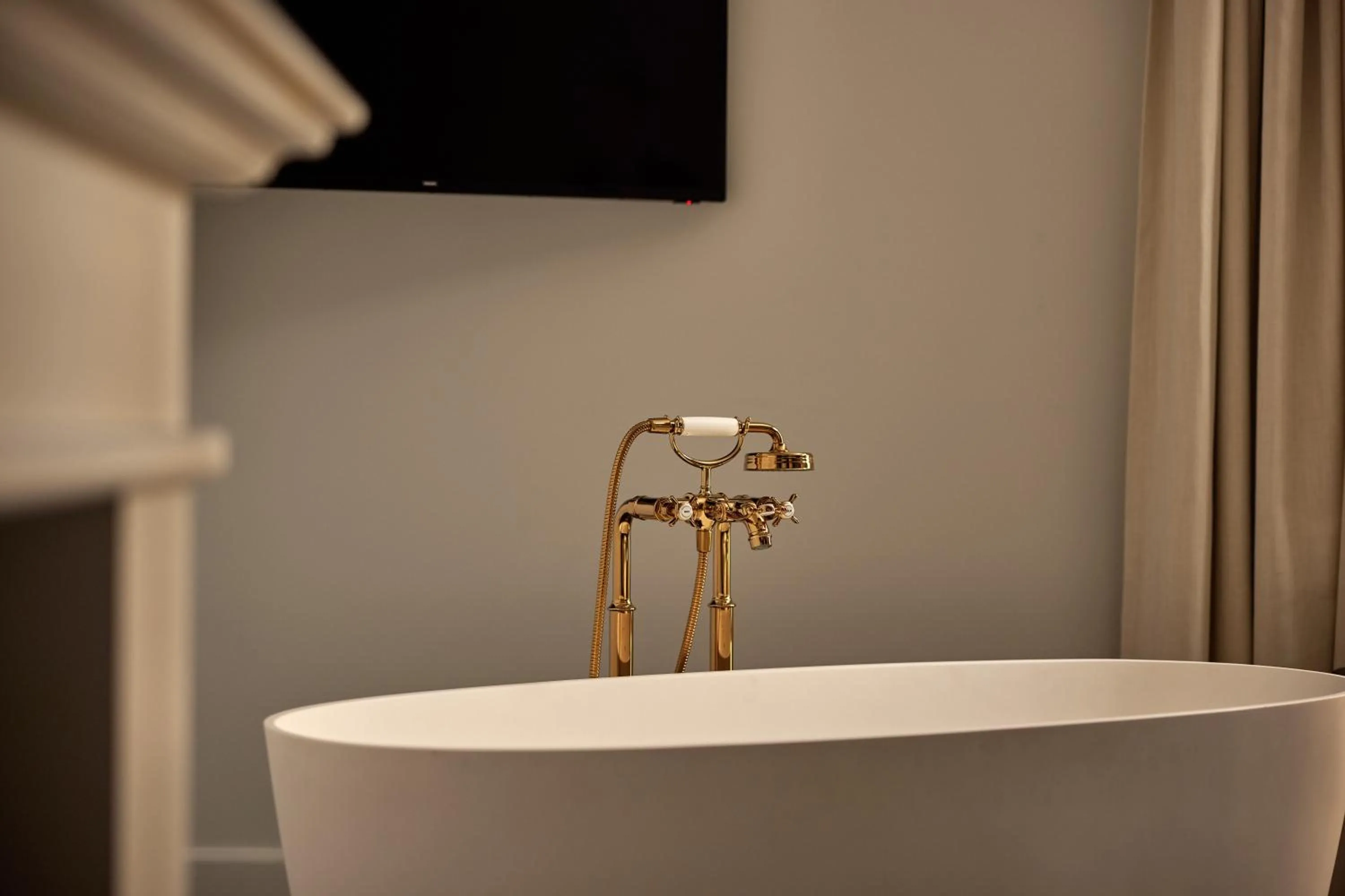 Bath in Van der Valk Hotel Beveren