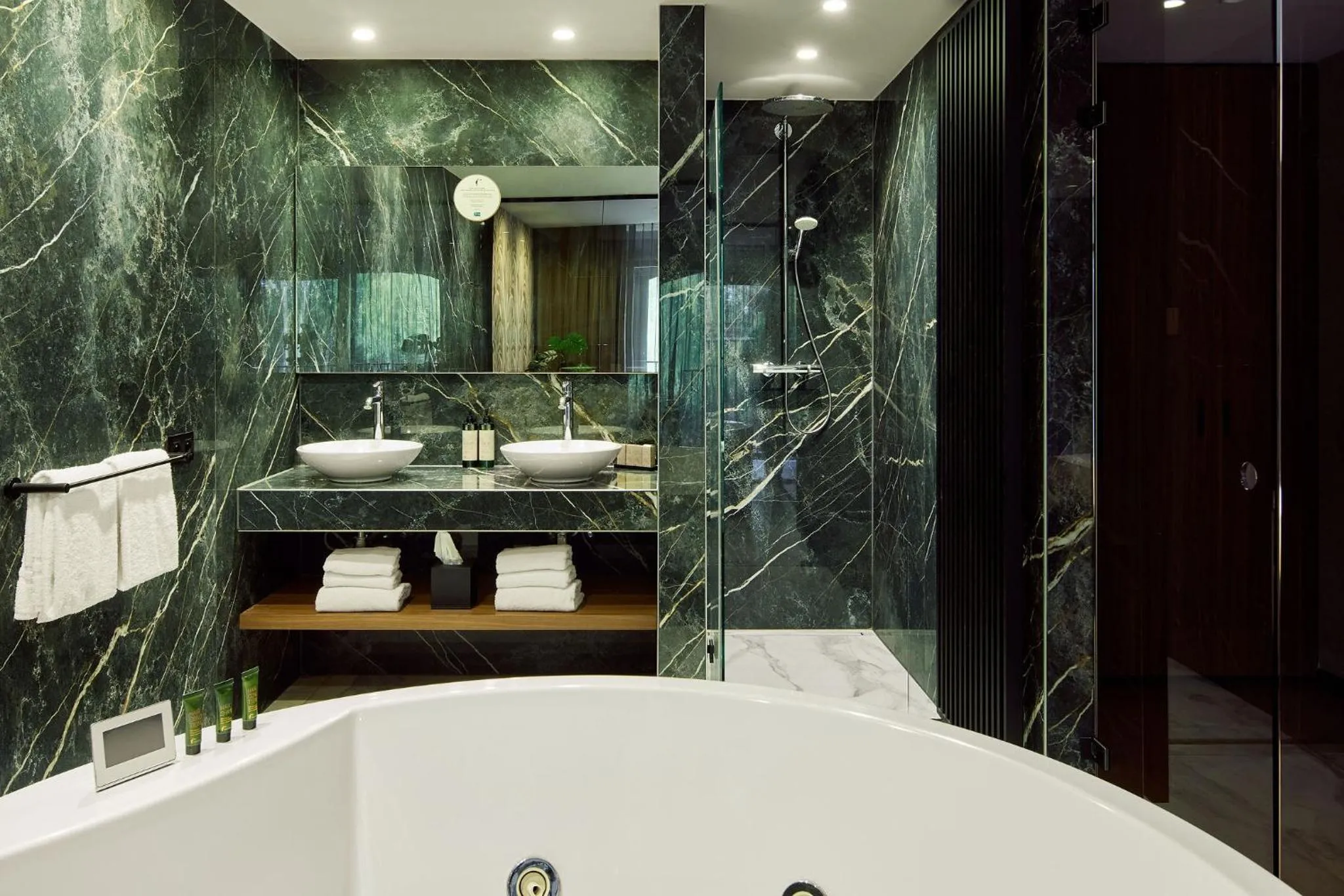 Bathroom in Van der Valk Hotel Beveren