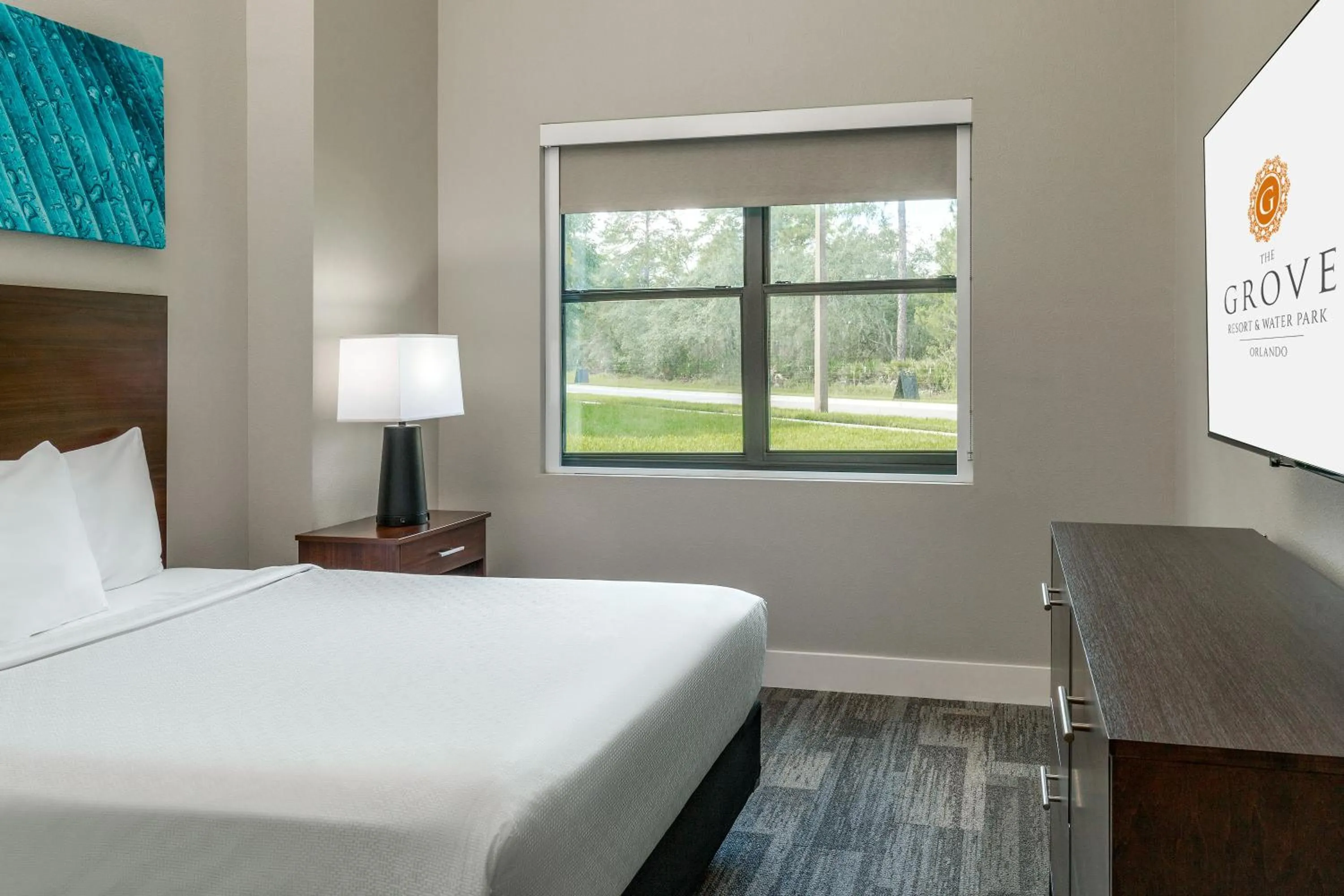 Bed in The Grove Resort & Water Park Orlando