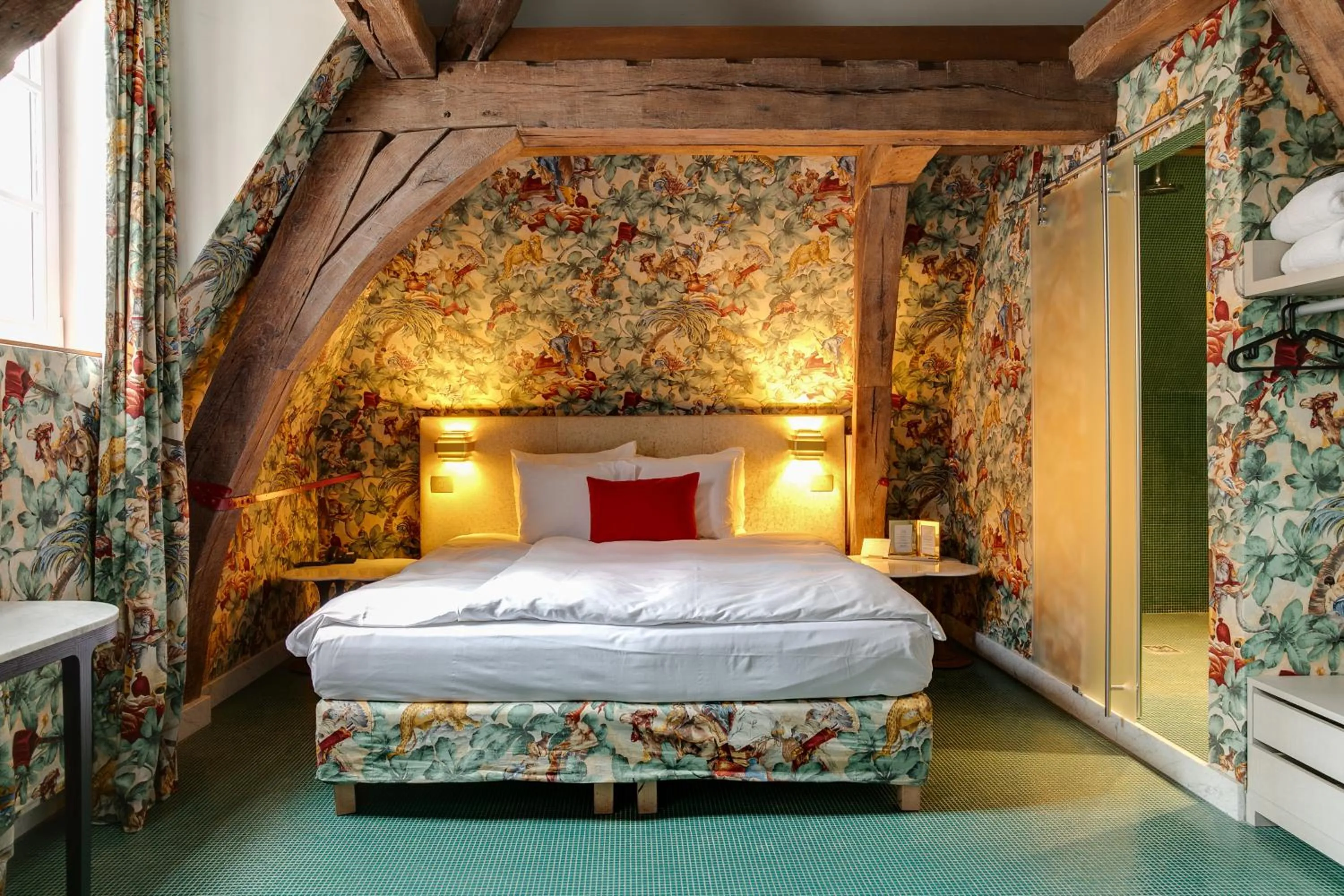 Bed in Hotel De Witte Lelie -Small Luxury Hotels of the World
