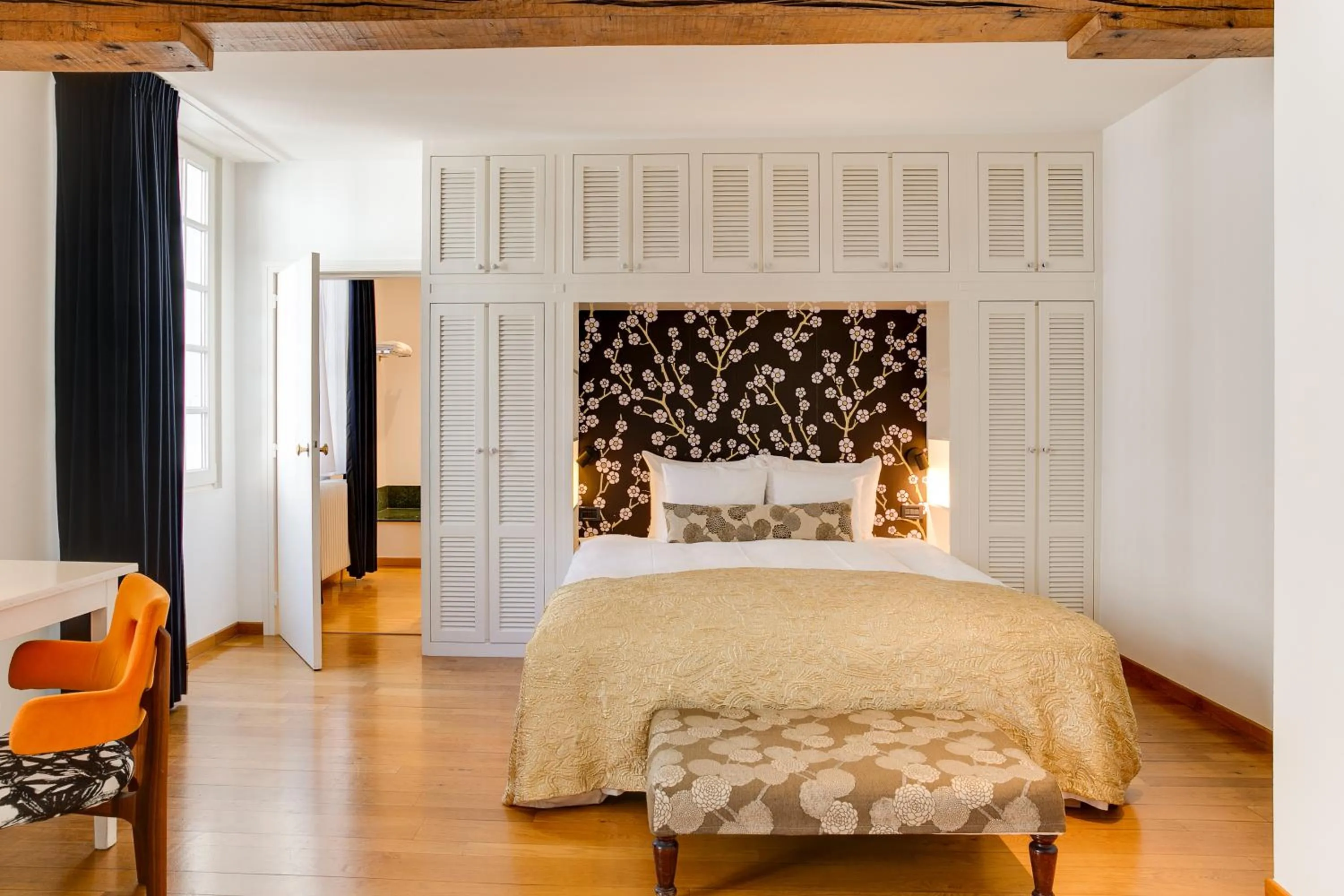 Bed in Hotel De Witte Lelie -Small Luxury Hotels of the World