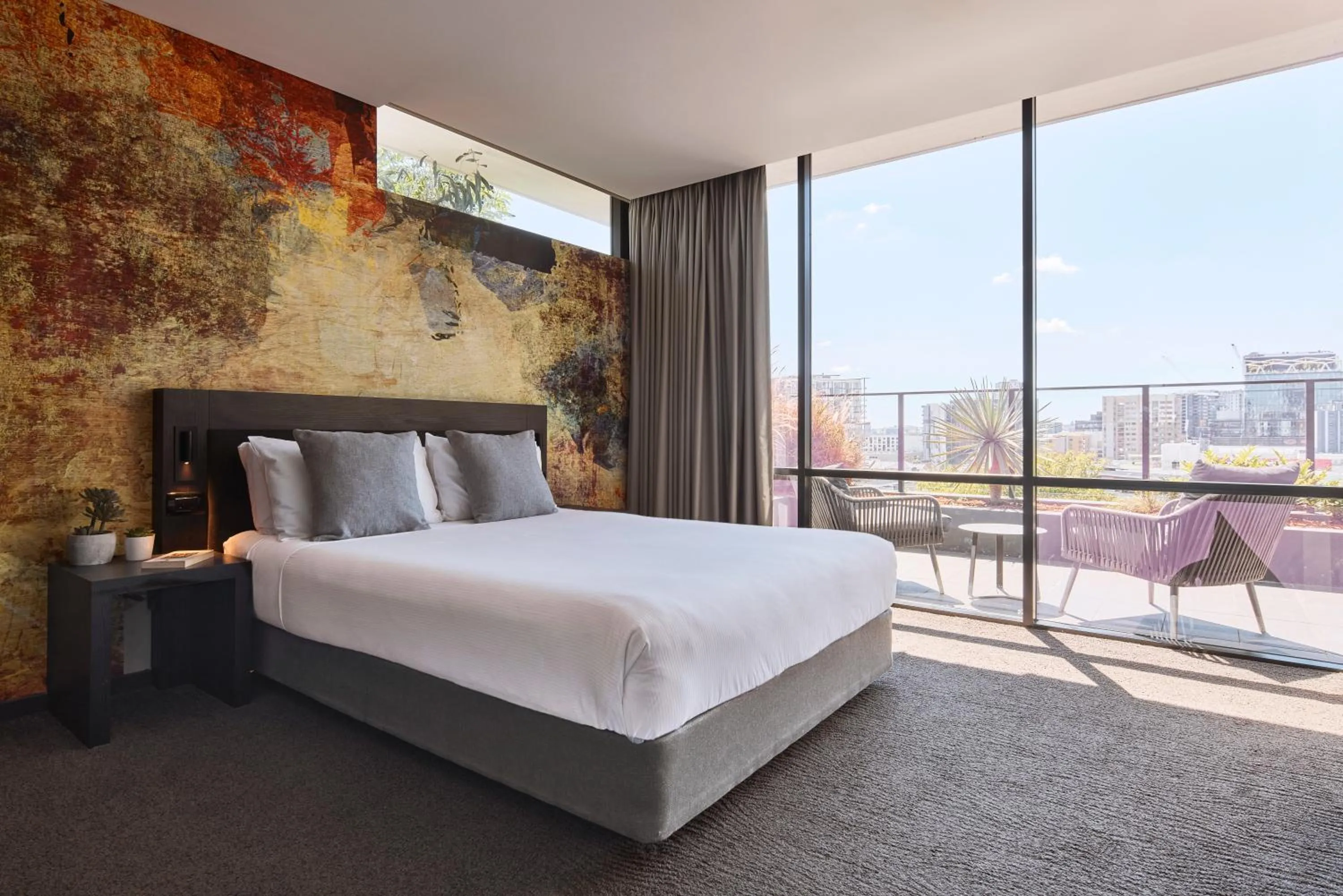 Photo of the whole room, Bed in Kennigo Hotel Brisbane, Independent Collection by EVT
