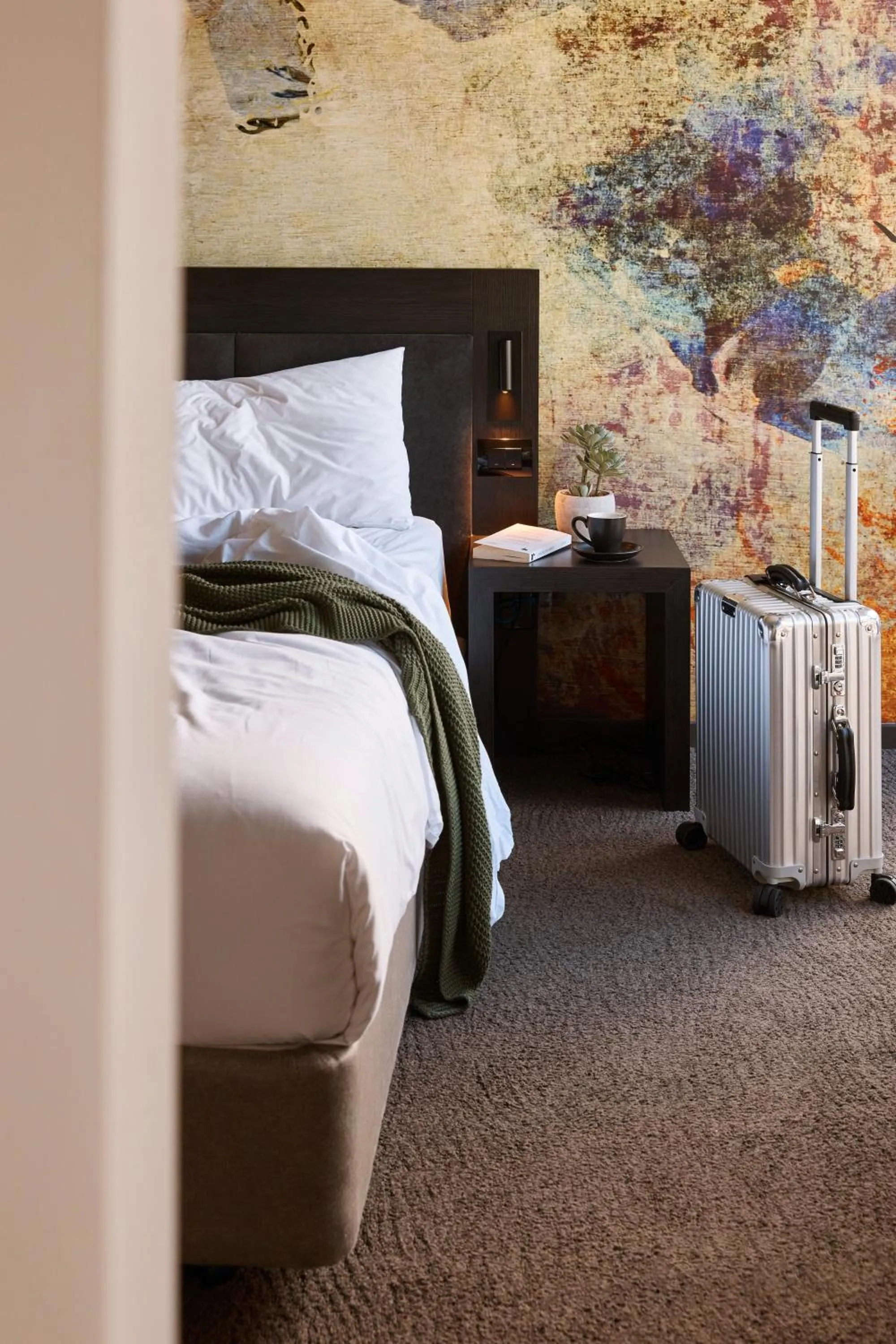 Bedroom, Bed in Kennigo Hotel Brisbane, Independent Collection by EVT