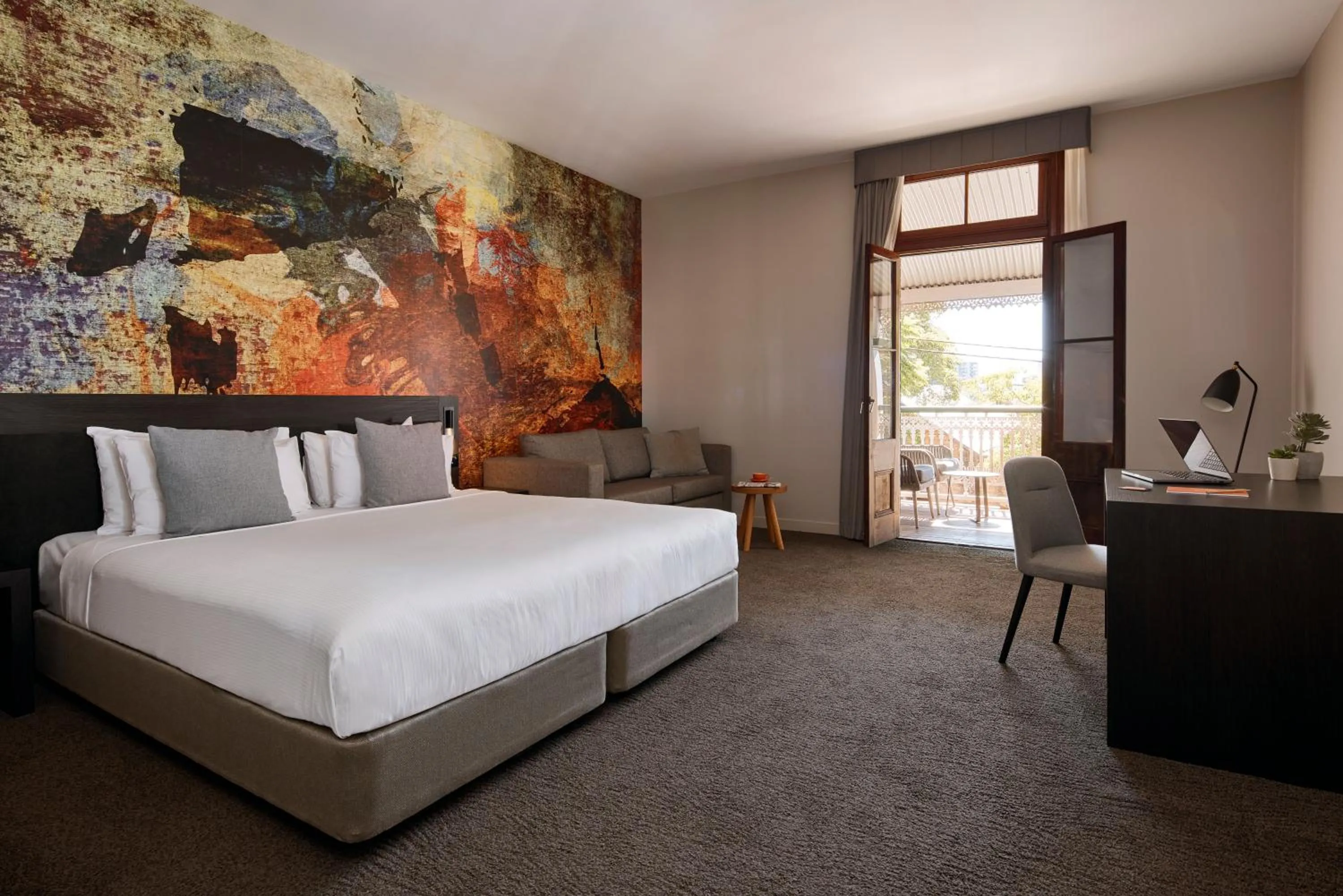 Photo of the whole room, Bed in Kennigo Hotel Brisbane, Independent Collection by EVT