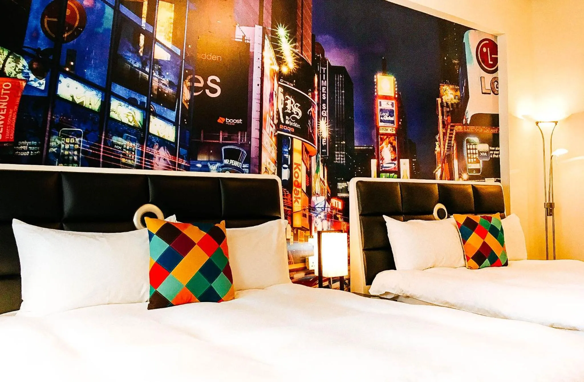 bunk bed, Bed in INg Hostel