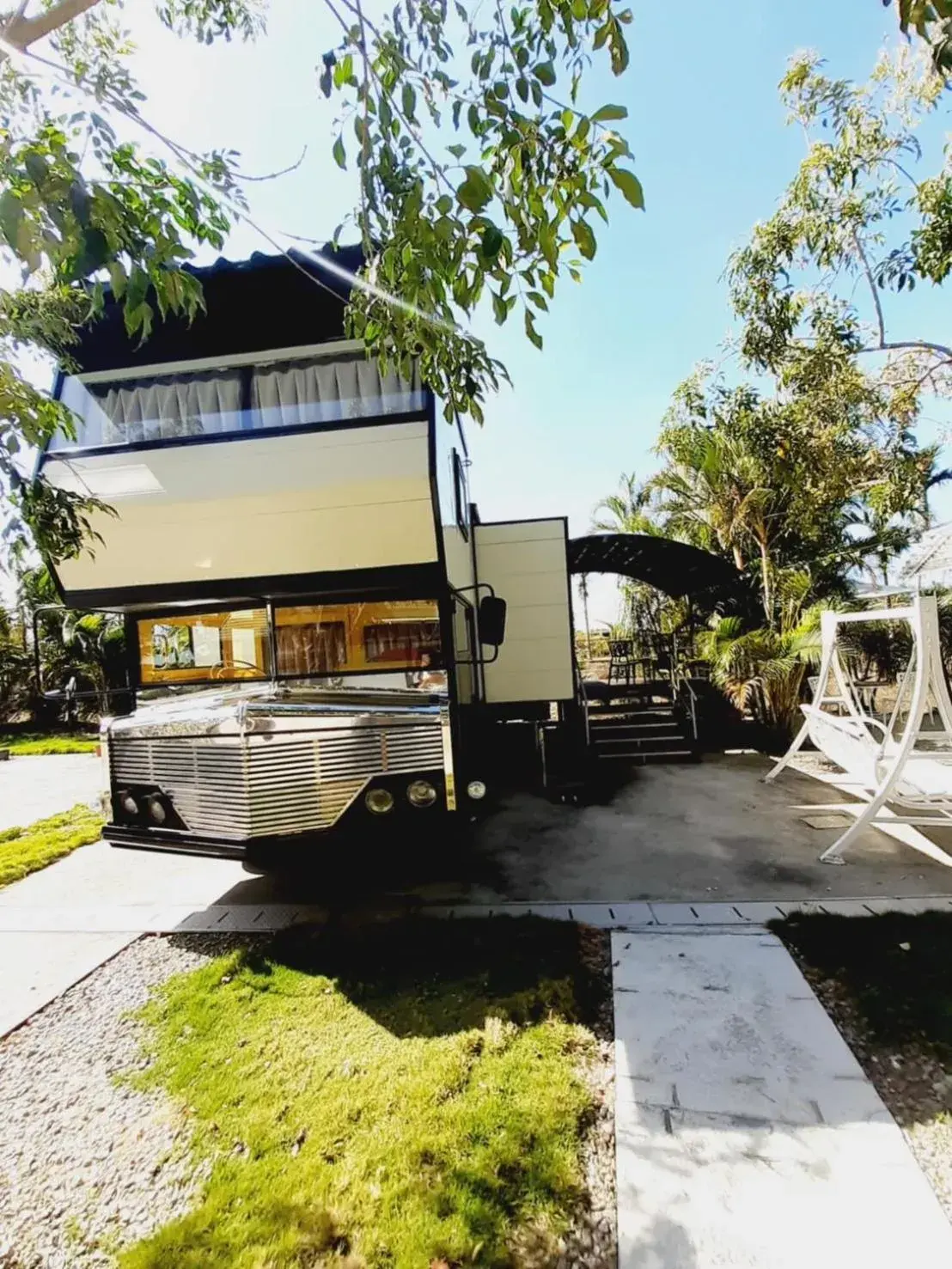Property building in Artisan Hostel Property building in Artisan Hostel