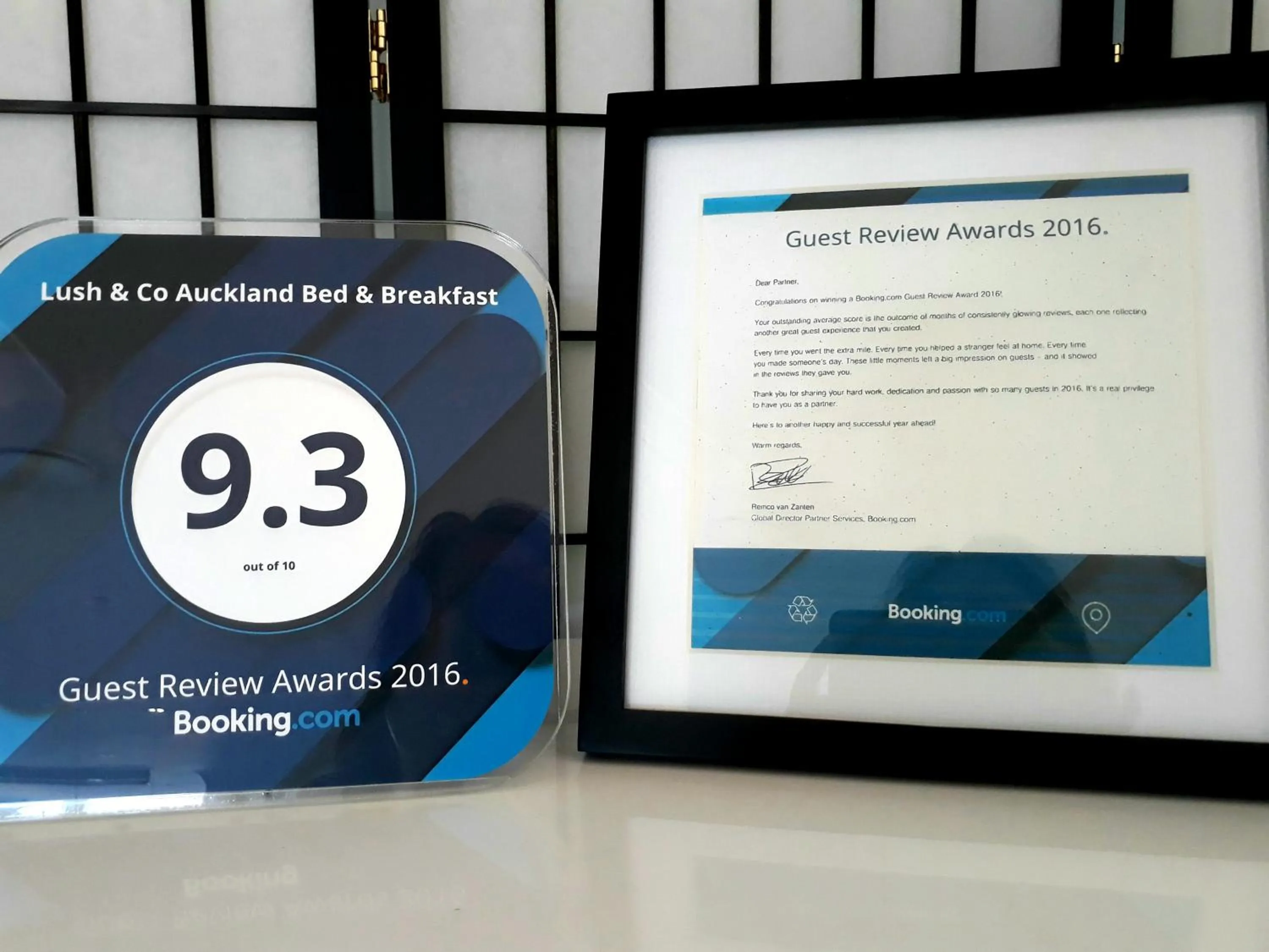 Certificate/Award in Lush & Co Auckland Bed & Breakfast