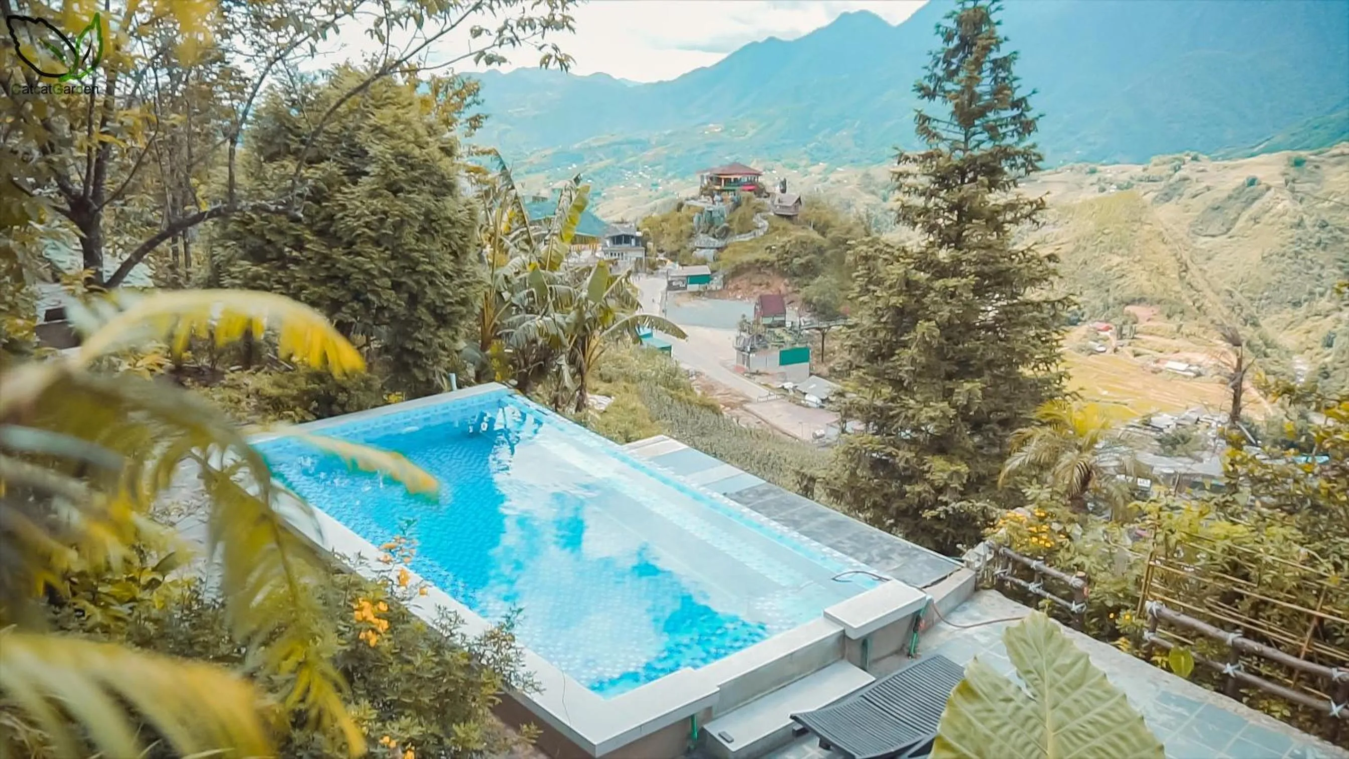 Swimming pool in Catcat Garden House