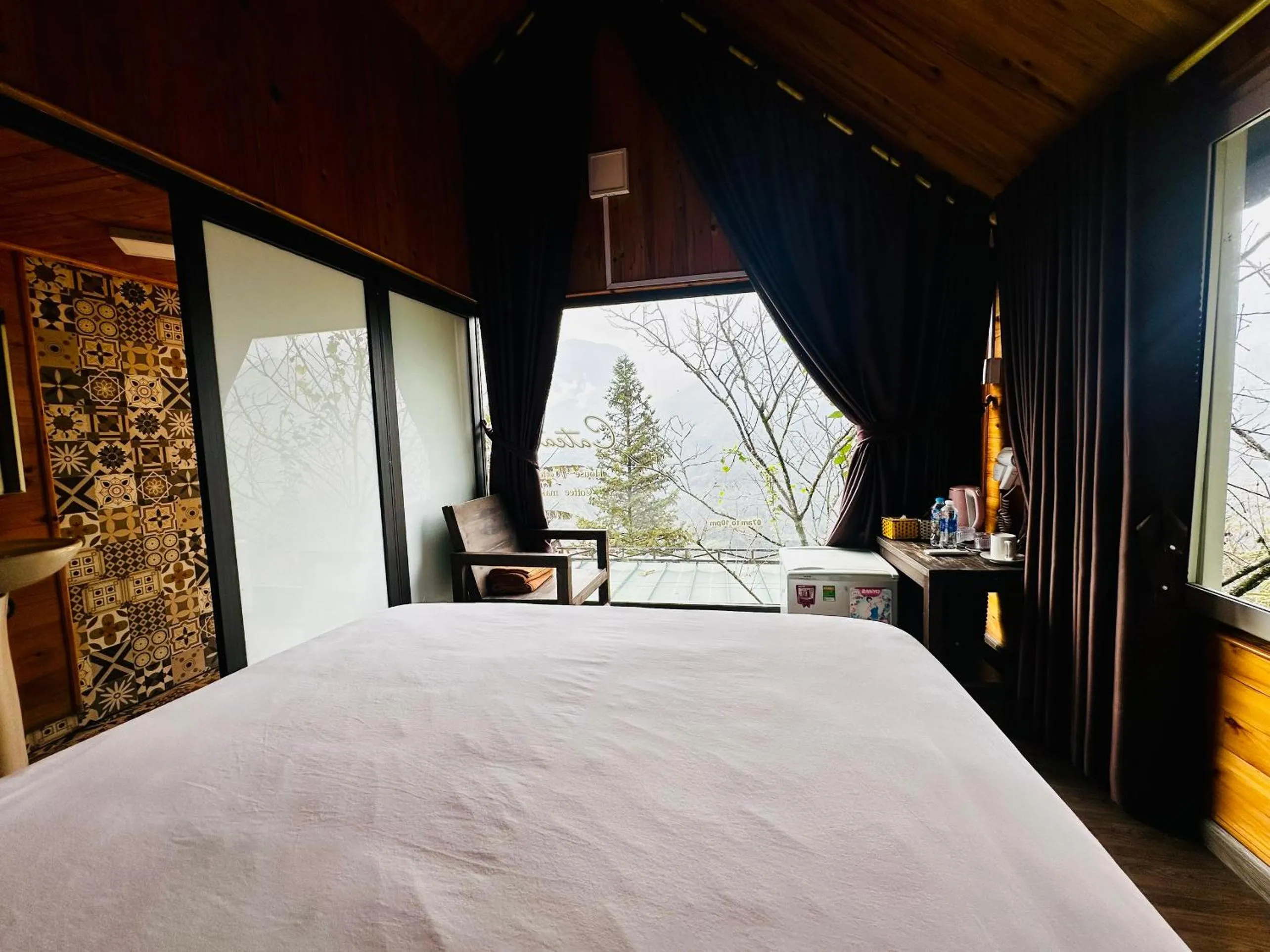 Bed in Catcat Garden House