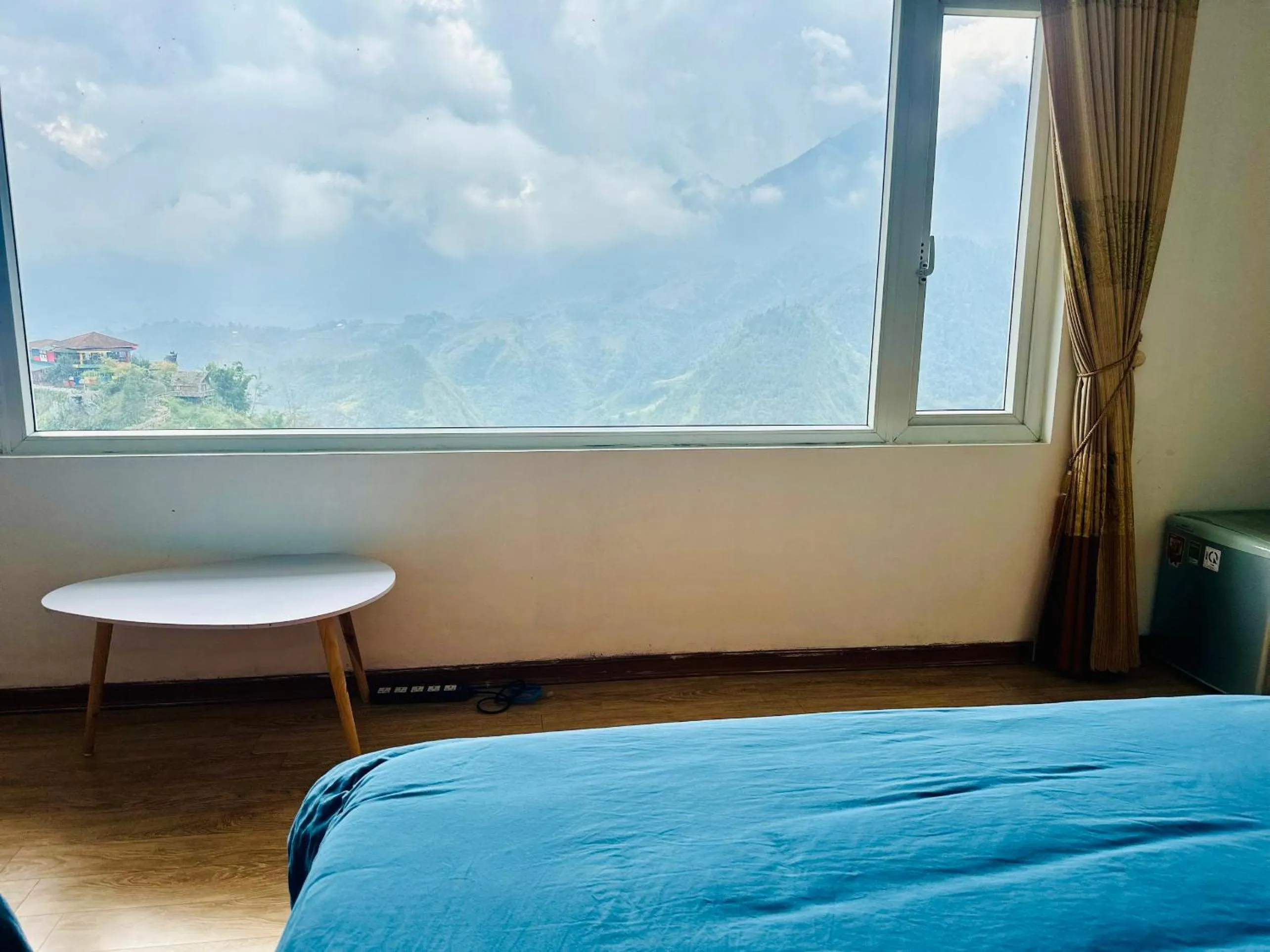 Seating area, Bed in Catcat Garden House
