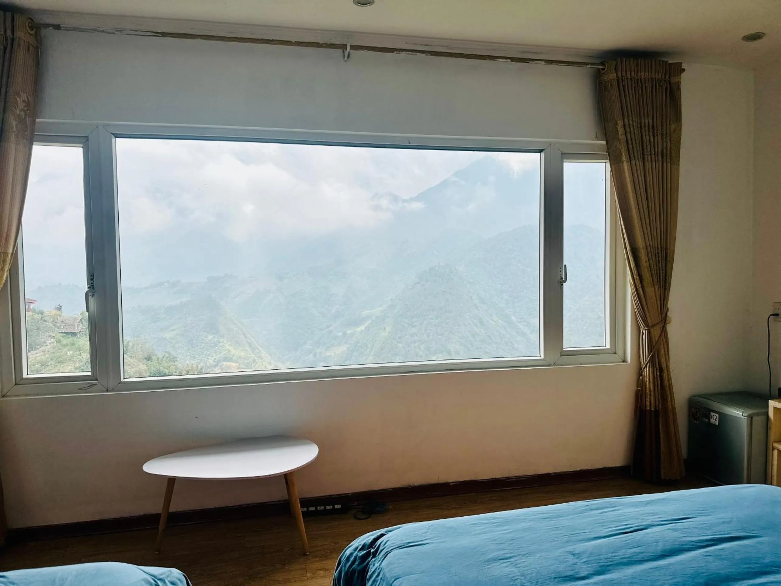 Bed in Catcat Garden House
