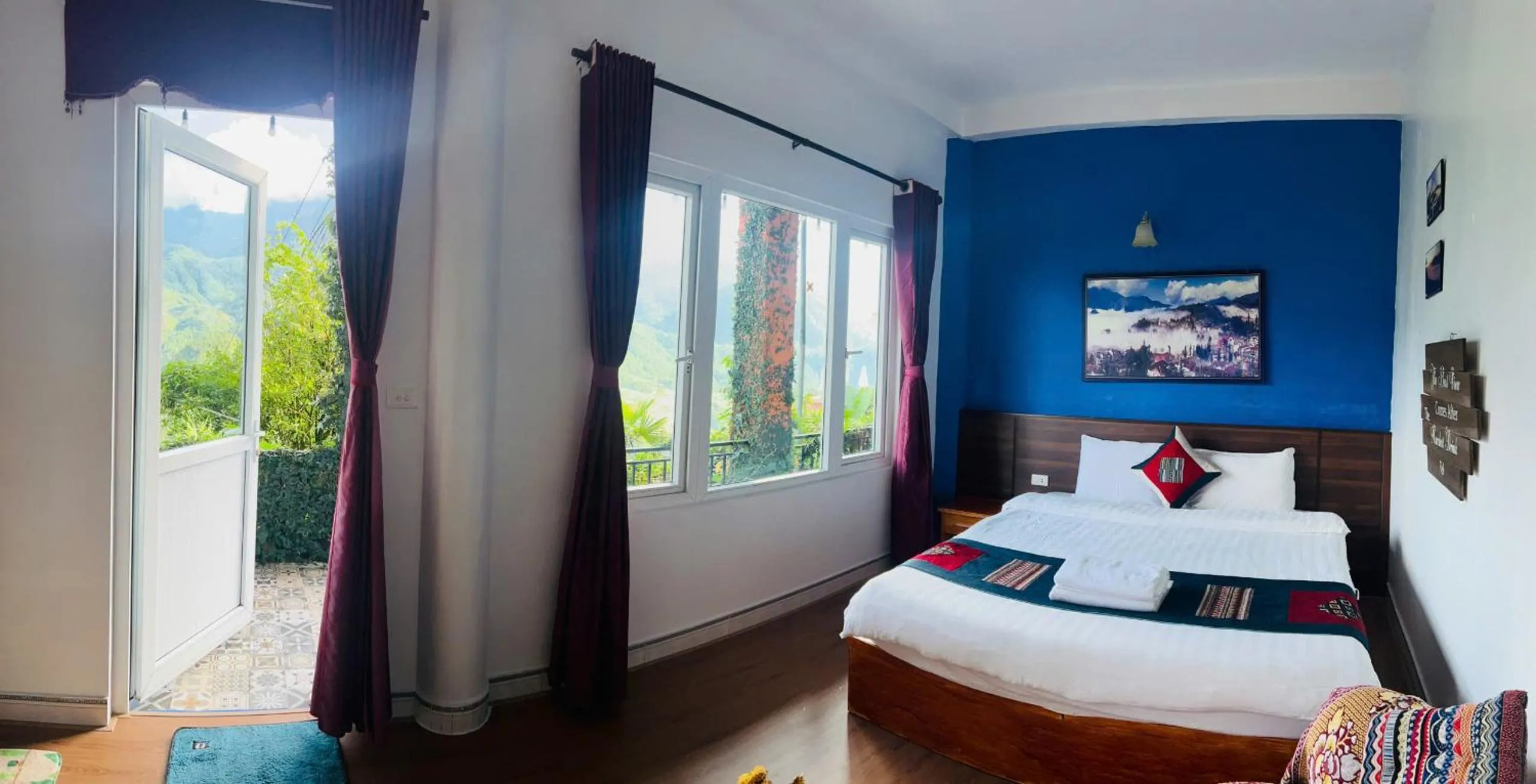Photo of the whole room, Bed in Catcat Garden House