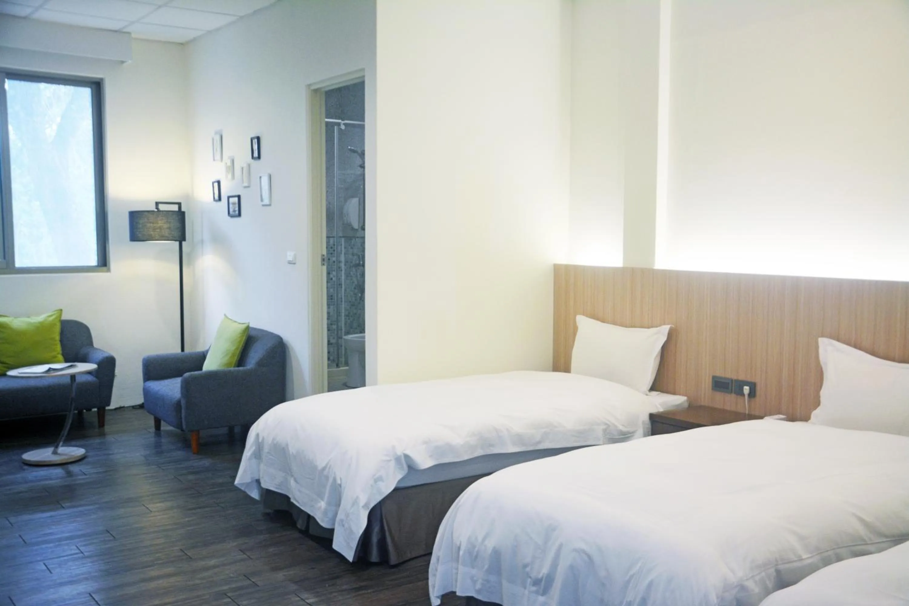 Bed in NCNU Campus Inn暨大行旅