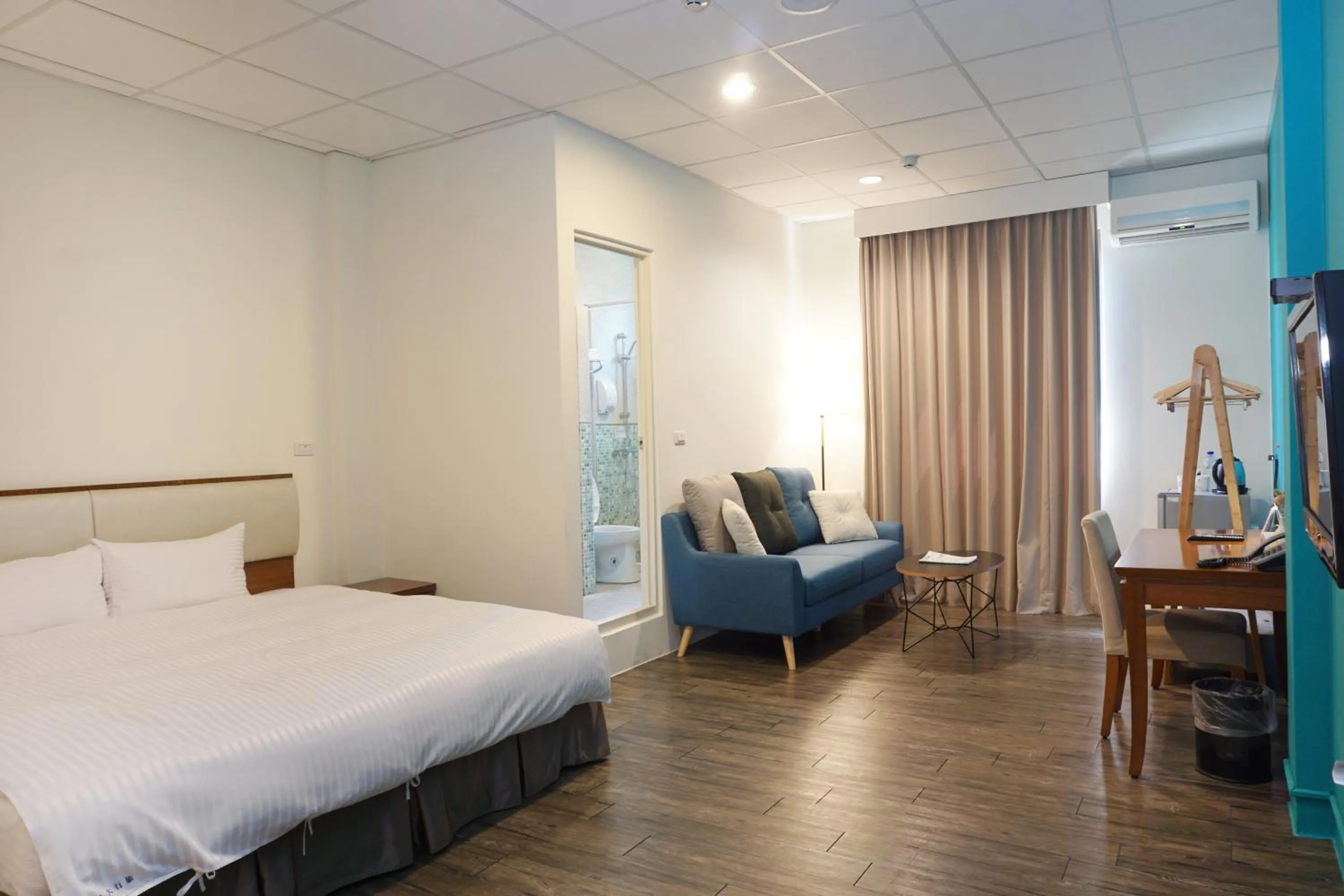 Bed in NCNU Campus Inn暨大行旅