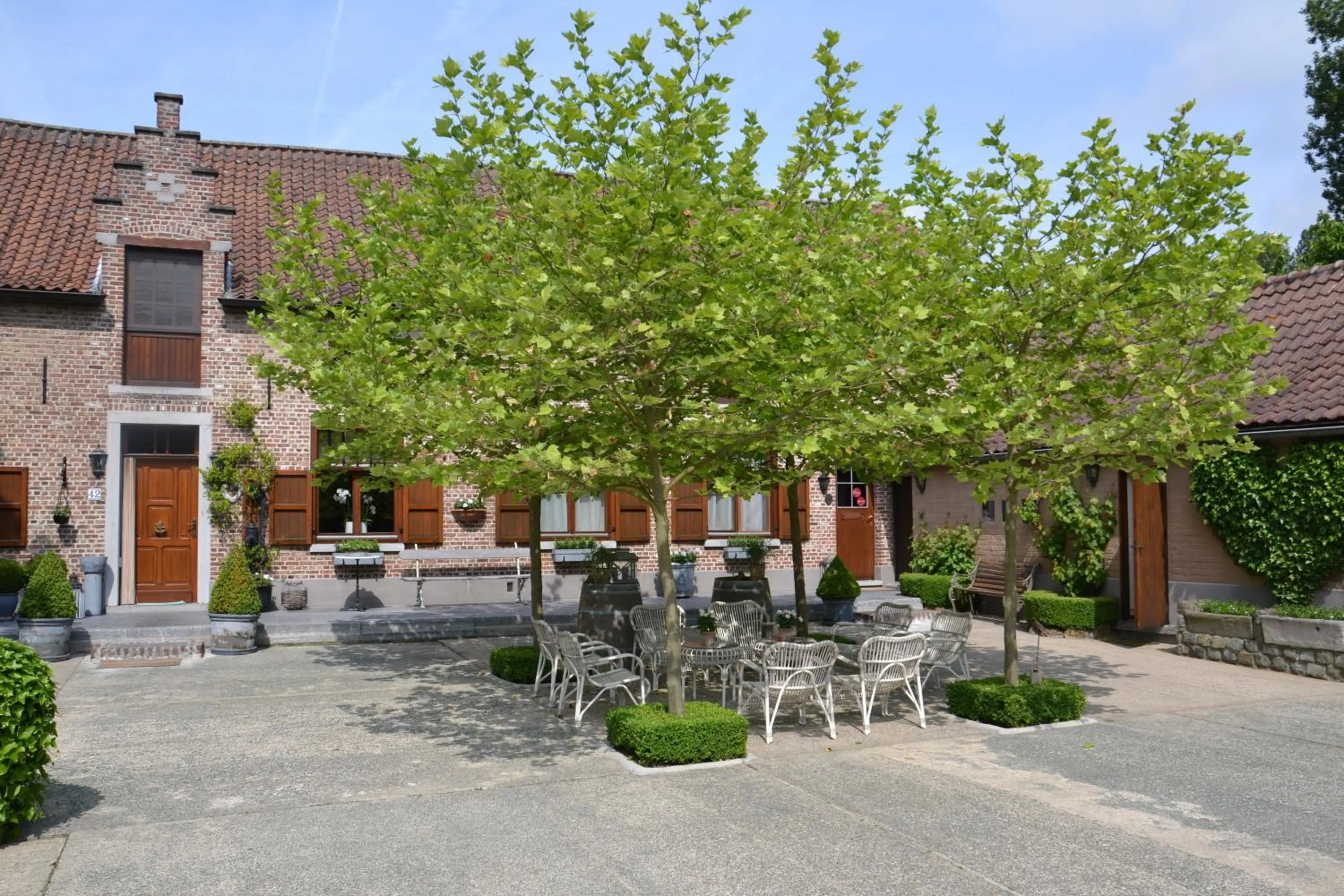 Facade/entrance in B&B Hof te Spieringen