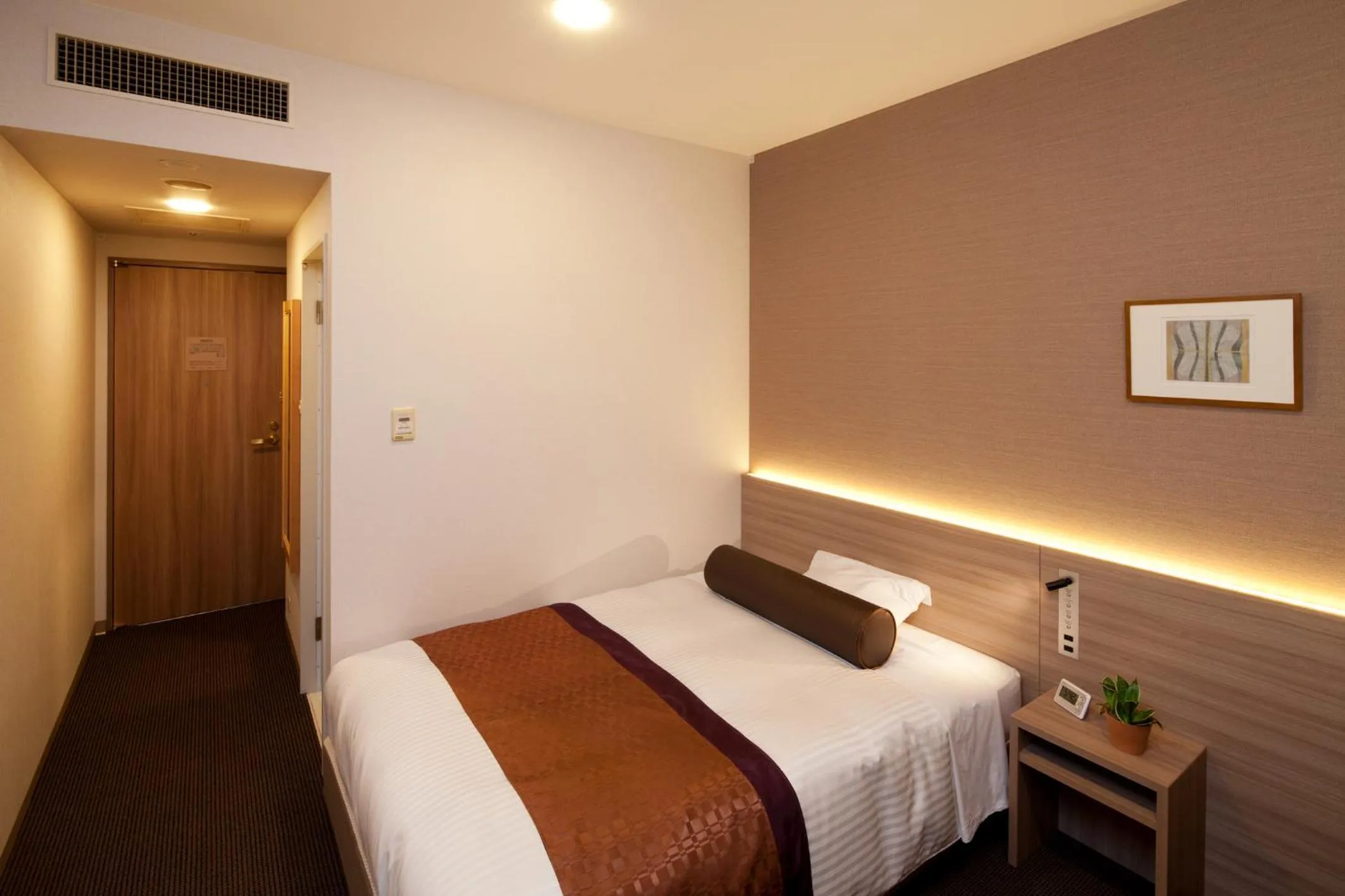 Photo of the whole room, Bed in Ueda Tokyu REI Hotel