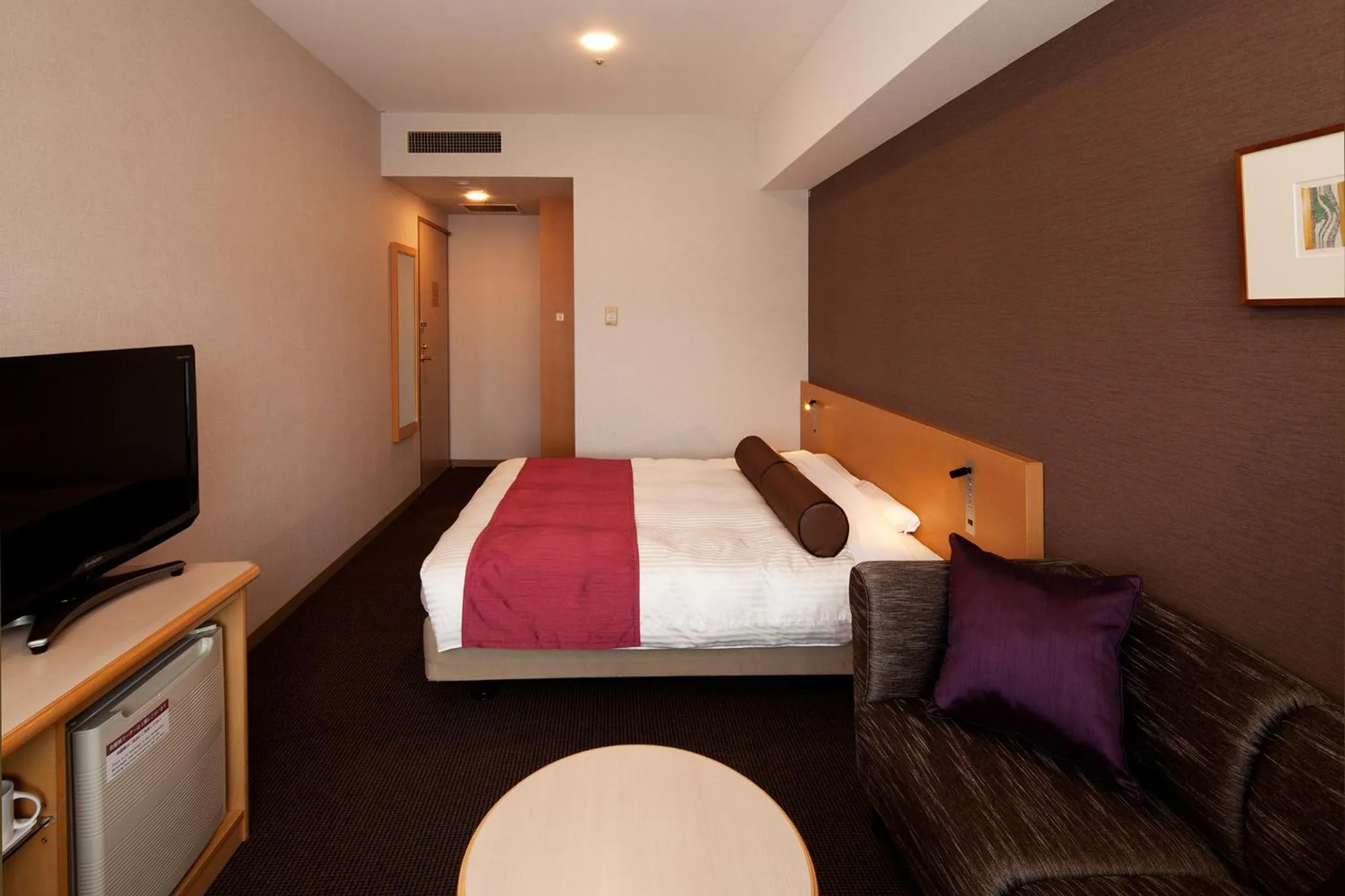Photo of the whole room, Bed in Ueda Tokyu REI Hotel