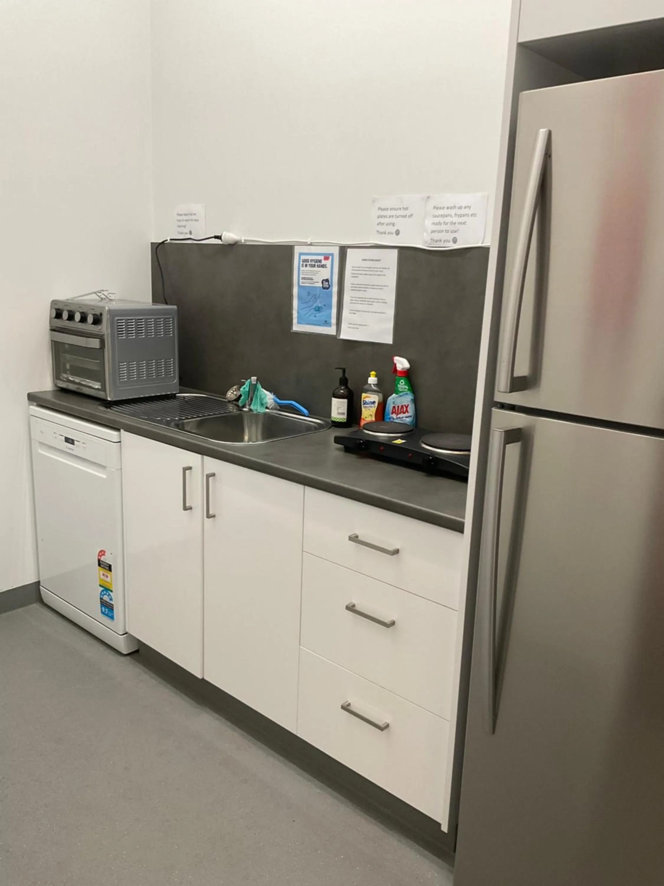 Kitchen or kitchenette in Argyle Accommodation