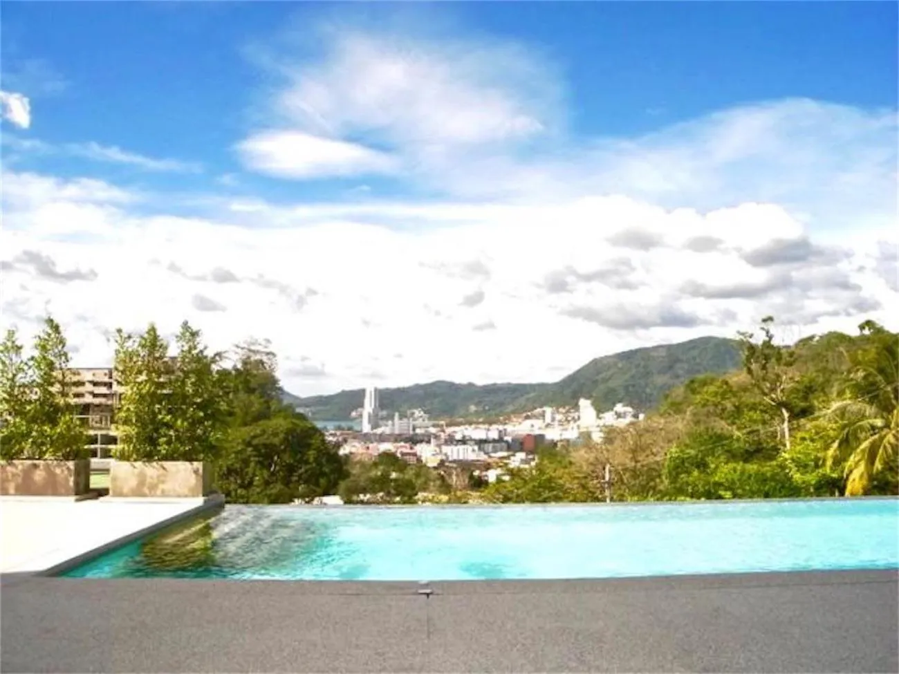 Swimming pool in Patong Bay Hill 1 bedroom Apartment
