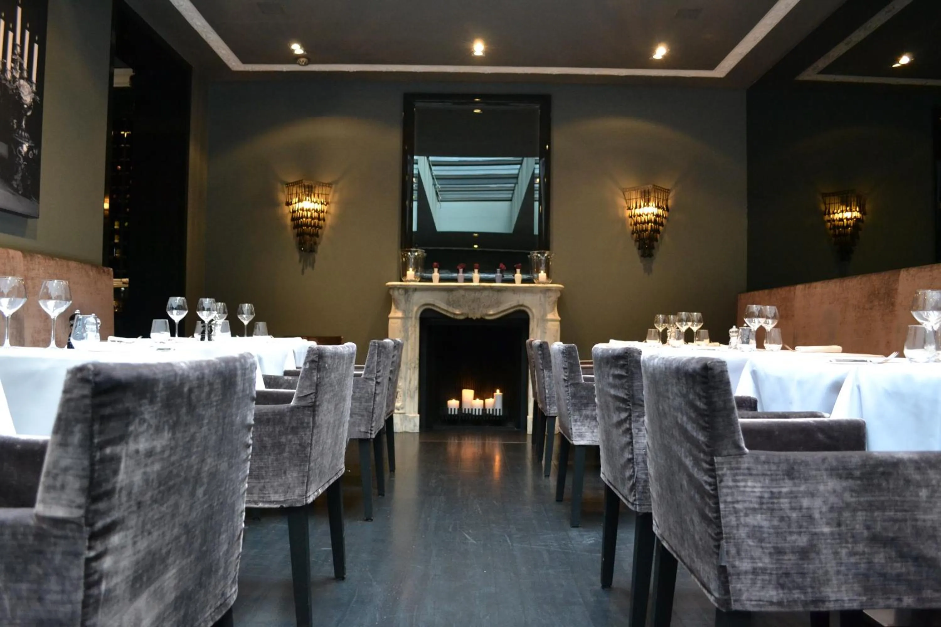 Restaurant/places to eat in Hotel Odette en Ville