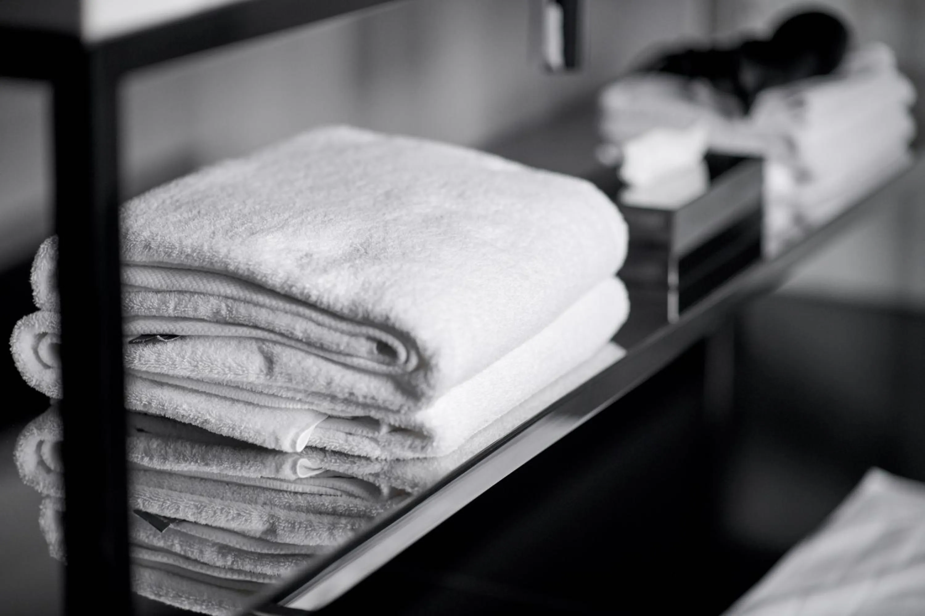 Bathroom, Bed in Hotel Odette en Ville