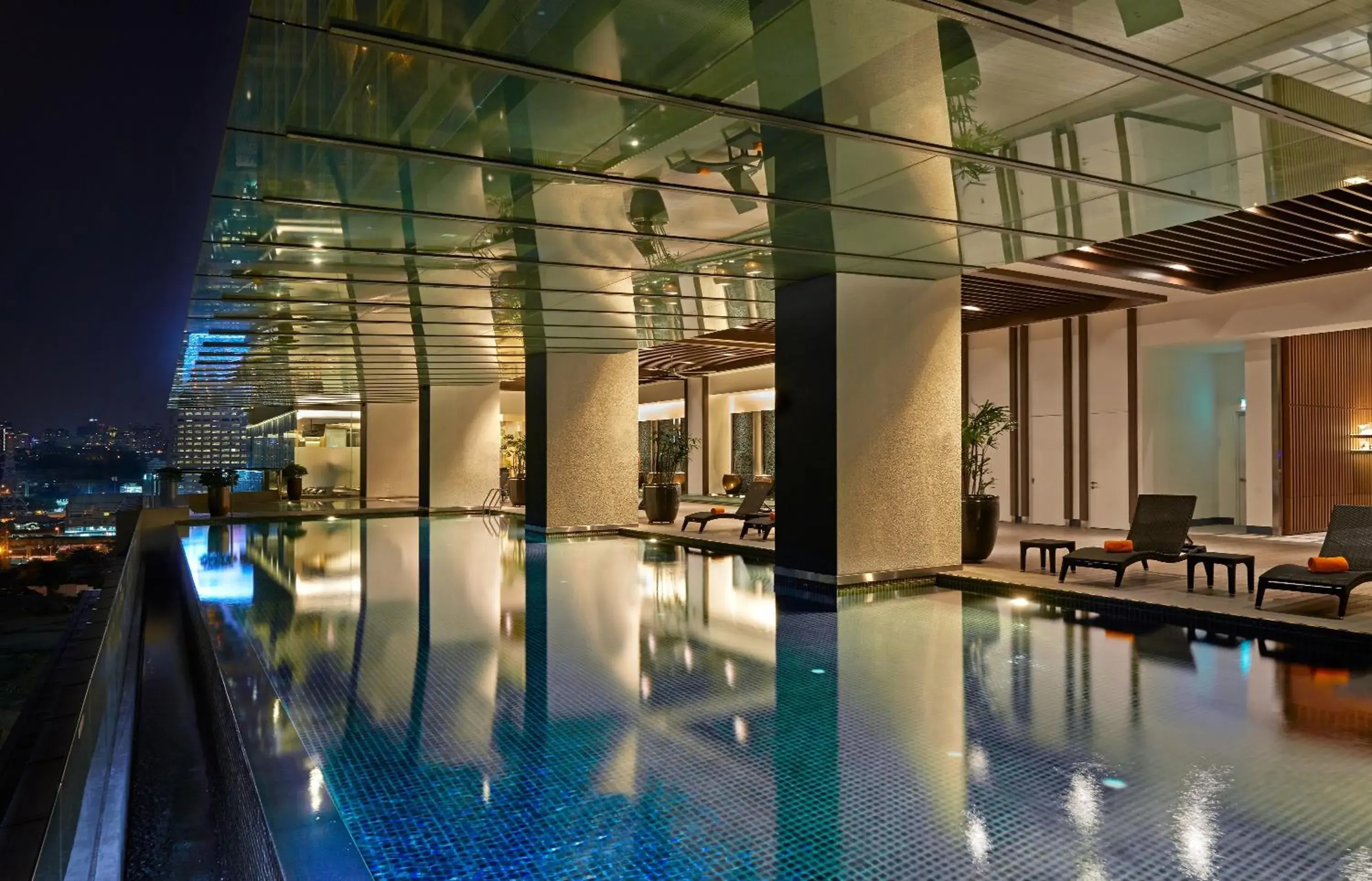 Swimming pool in VE Hotel & Residence Swimming pool in VE Hotel & Residence