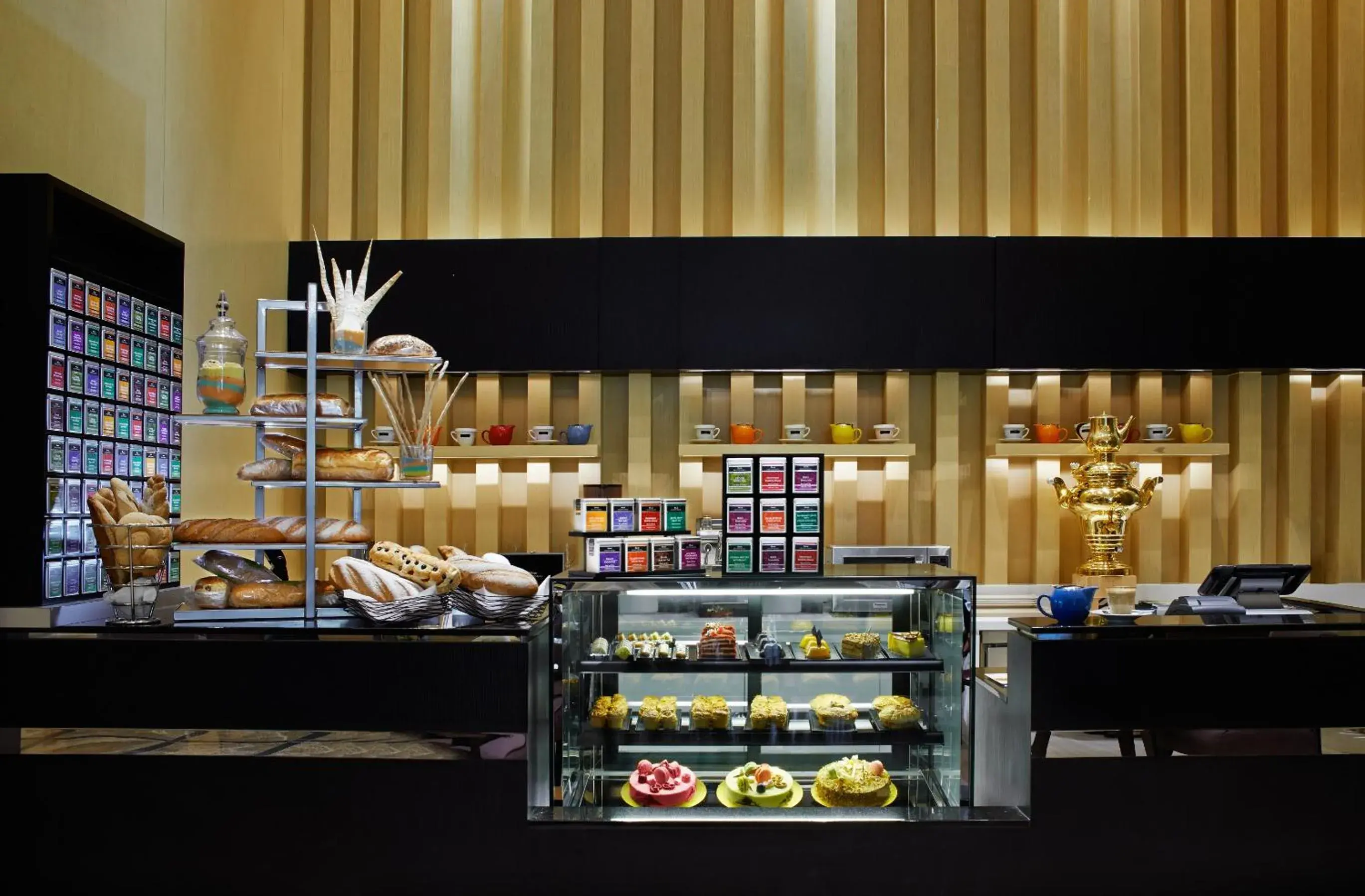 Restaurant/places to eat in VE Hotel & Residence Restaurant/places to eat in VE Hotel & Residence