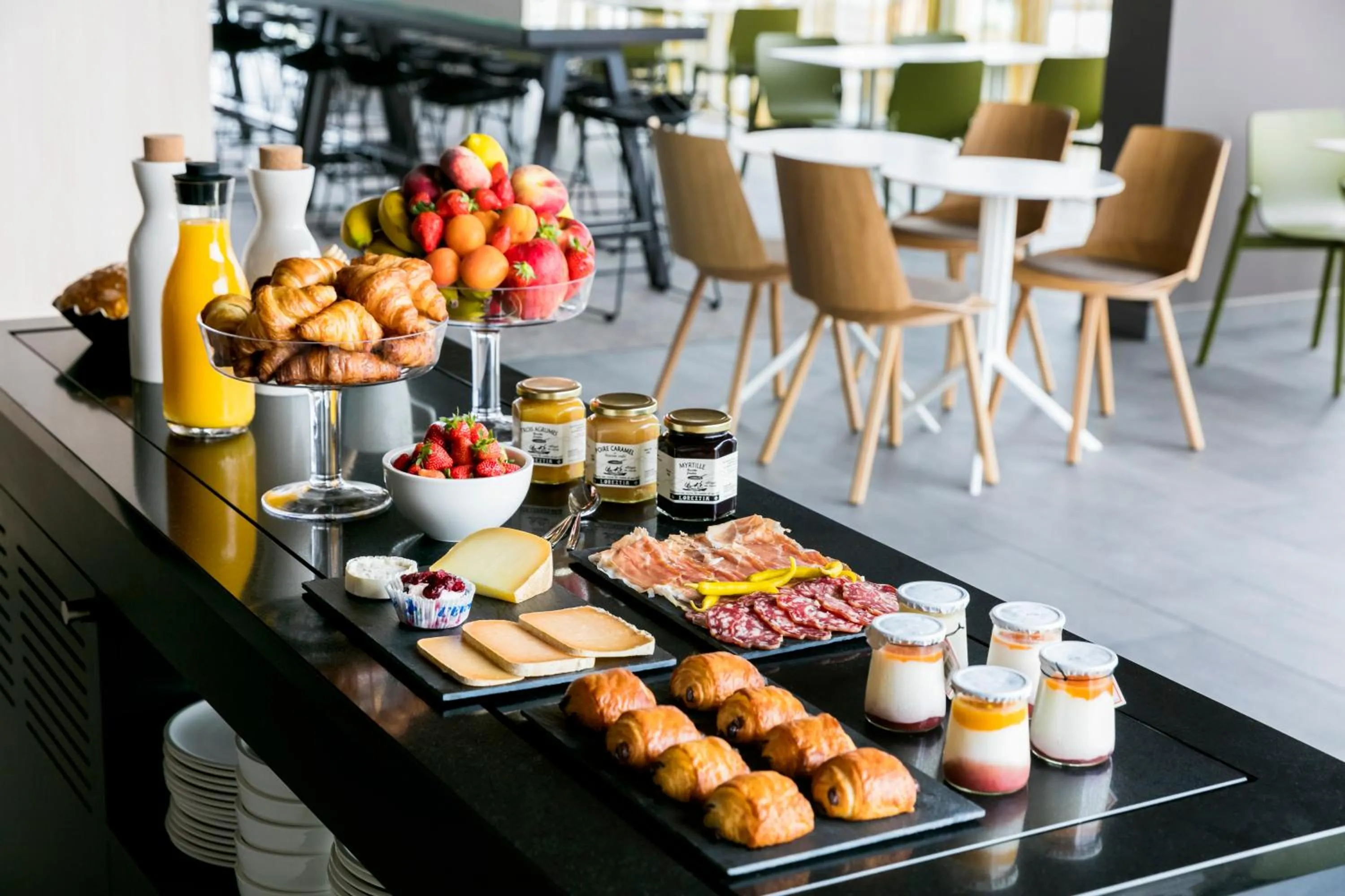 Buffet breakfast in OKKO Hotels Bayonne Centre