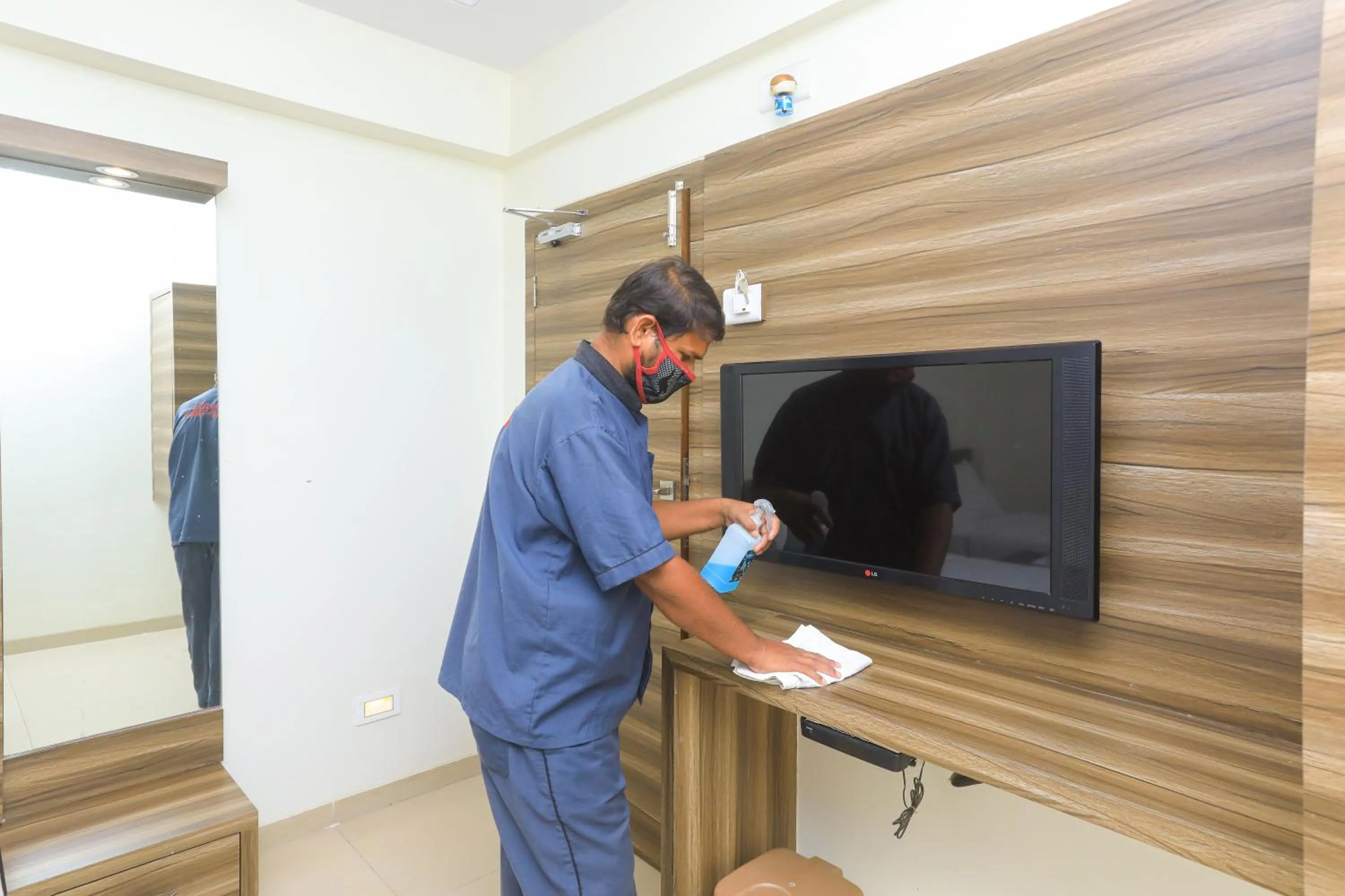 Area and facilities in Hotel Mid town