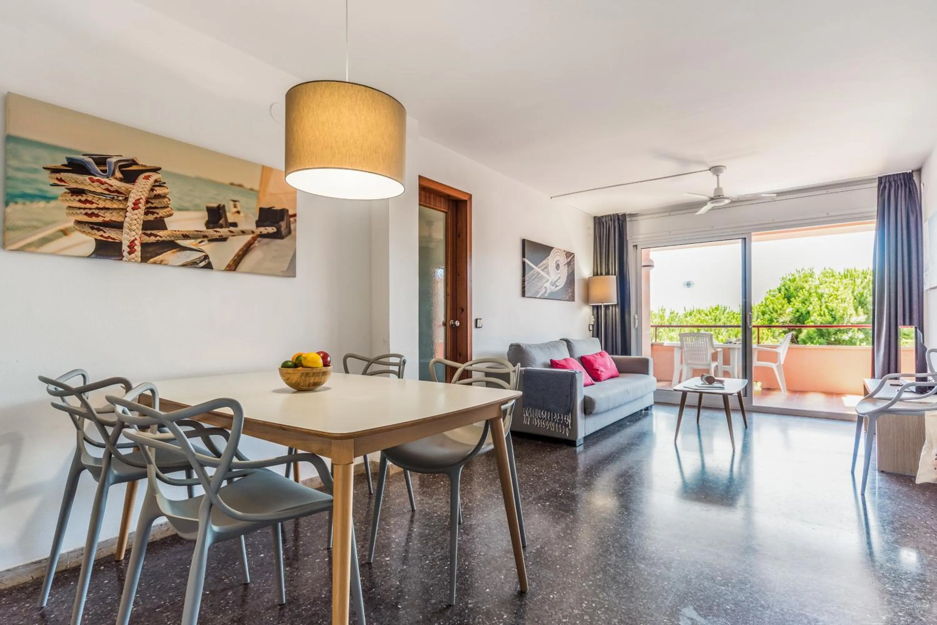 Living room in Pierre & Vacances Comarruga