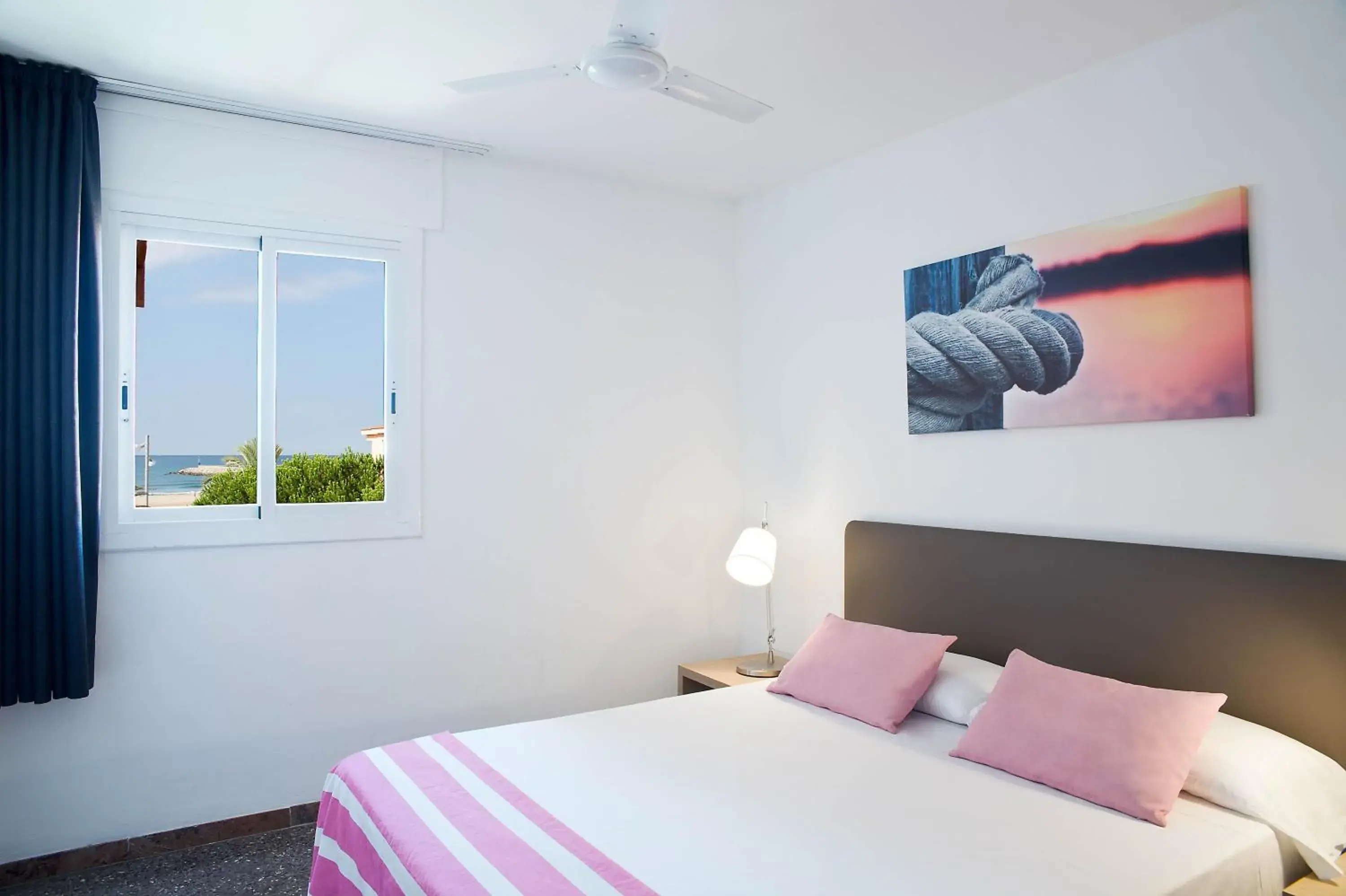 Bedroom, Bed in Pierre & Vacances Comarruga Bedroom, Bed in Pierre & Vacances Comarruga