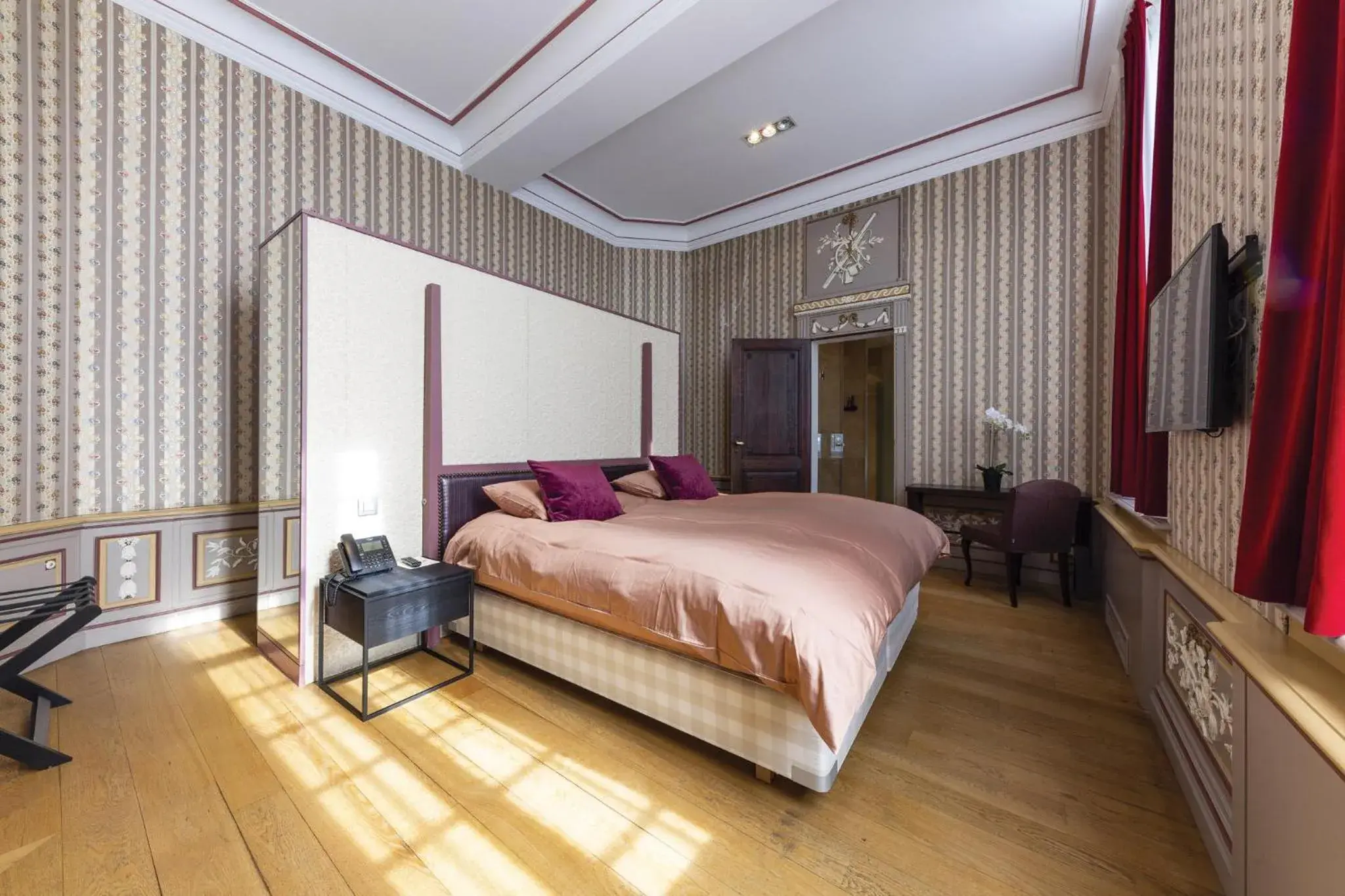 Bed in Van Der Valk Sélys Liège Hotel & Spa Bed in Van Der Valk Sélys Liège Hotel & Spa