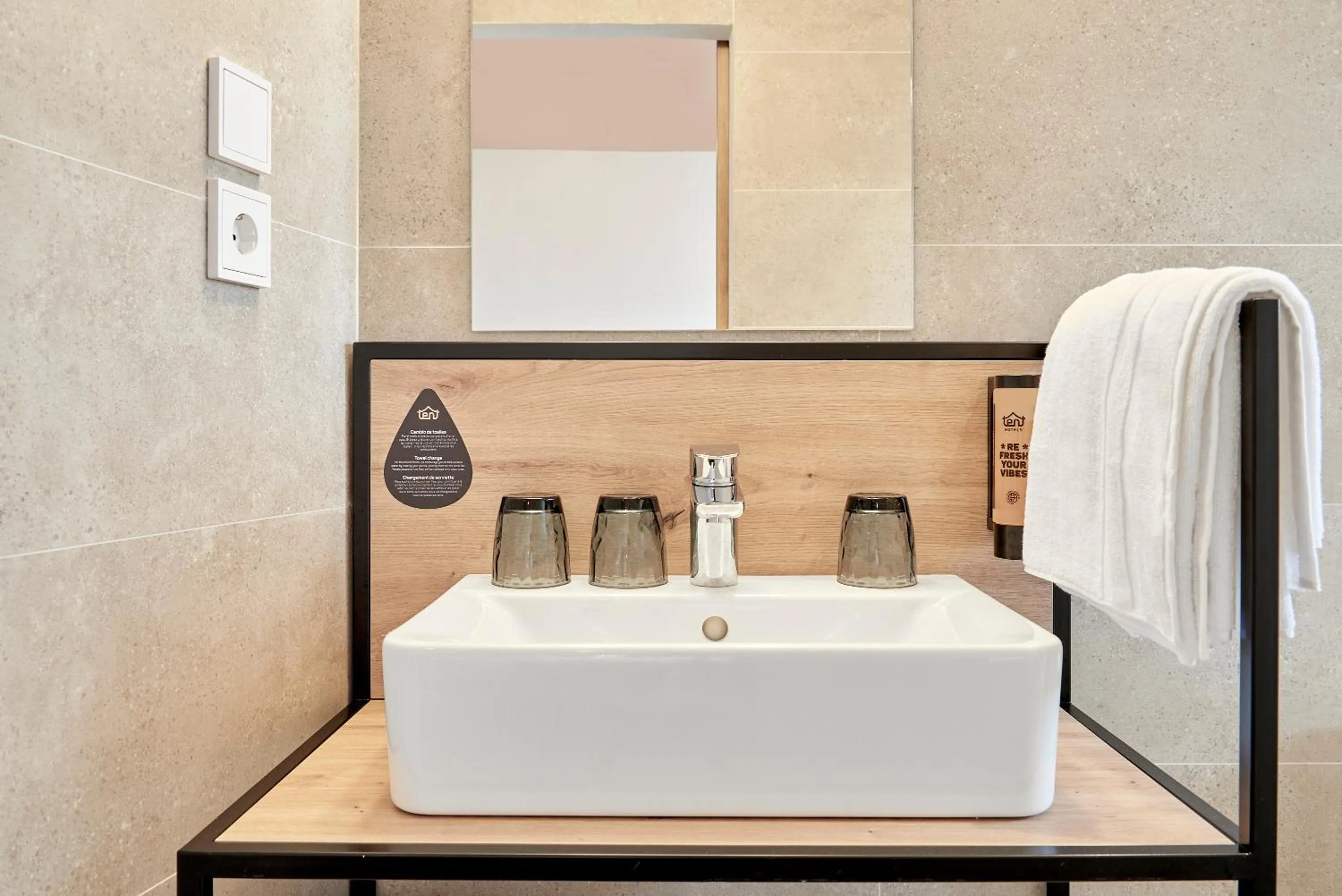 Bathroom in tent Lloret de Mar