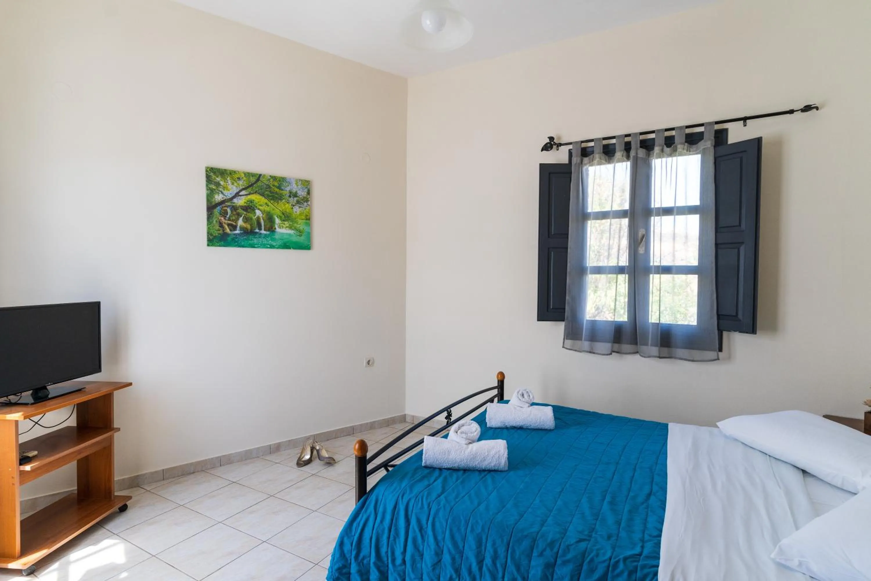 Photo of the whole room, Bed in Soulis Hotel