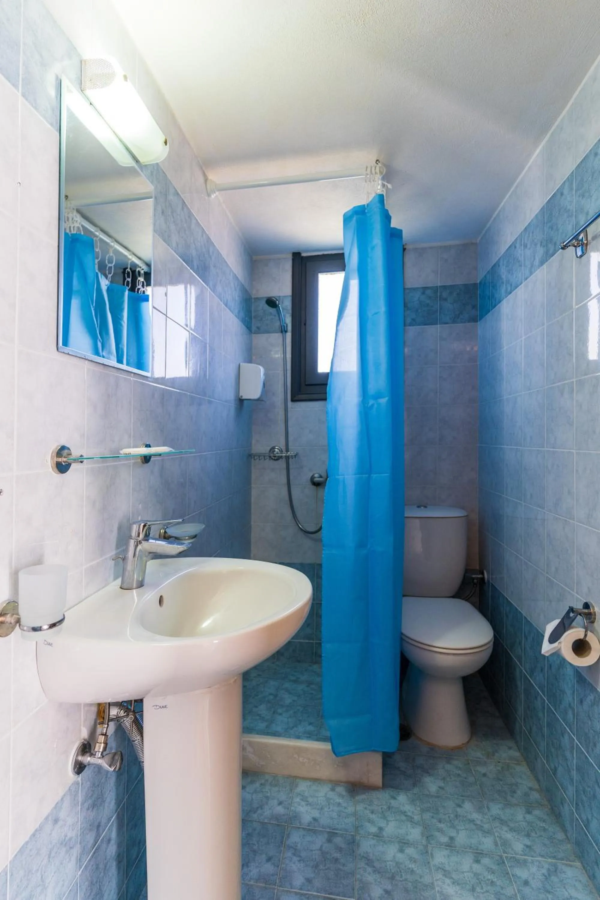 Bathroom in Soulis Hotel