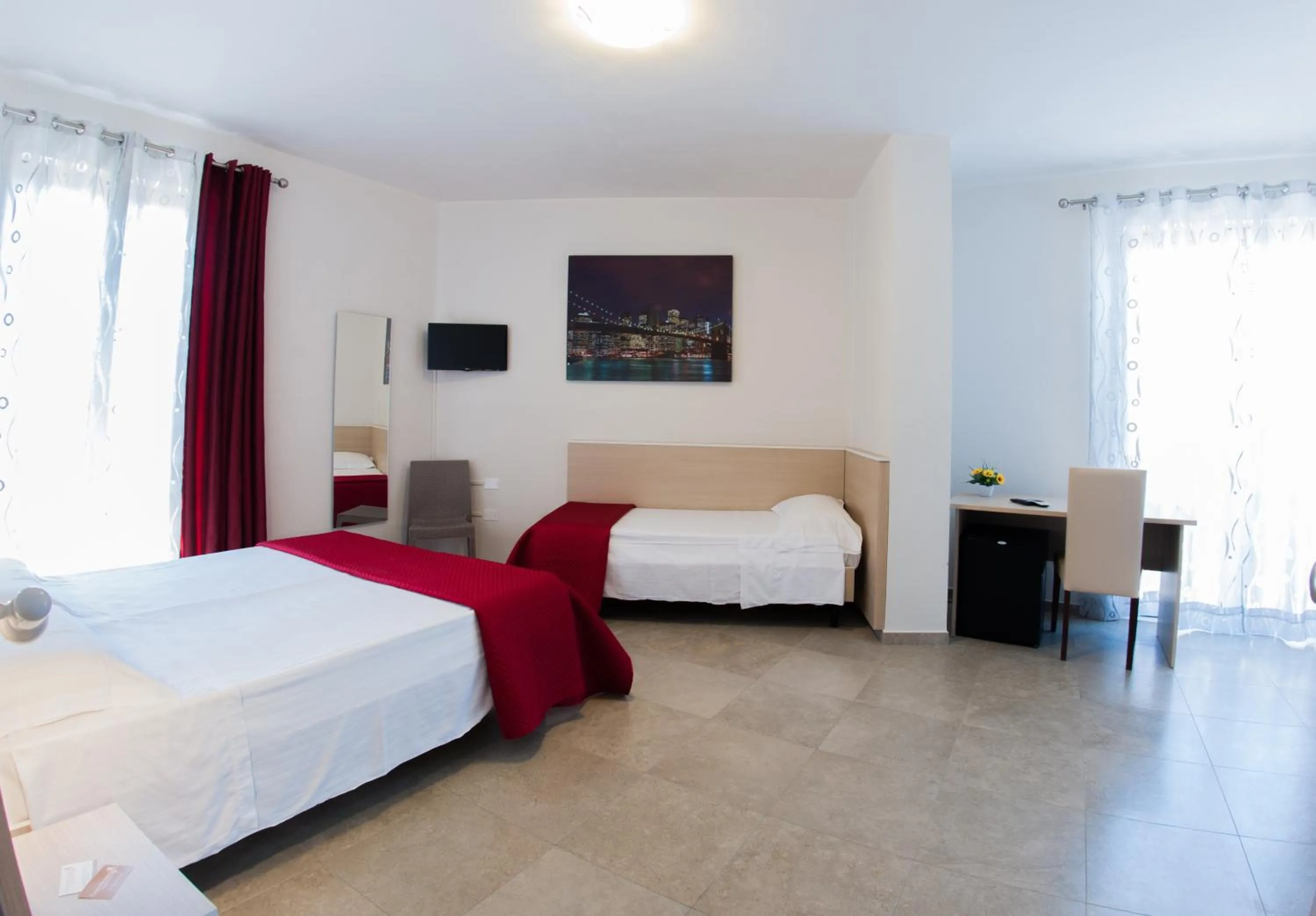 Deluxe Double Room with Balcony - single occupancy in B&B Marilena Coppularossa