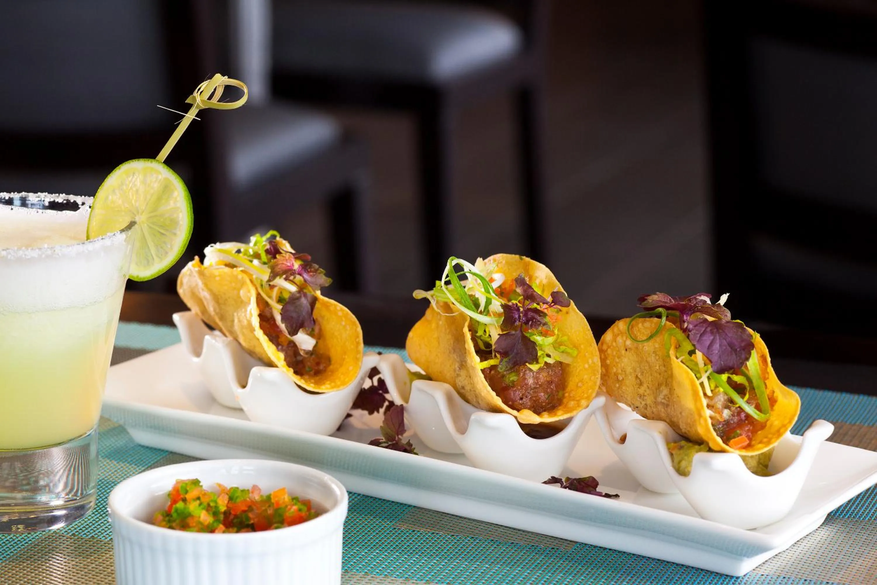 Food and drinks in Novotel Toronto Vaughan Centre