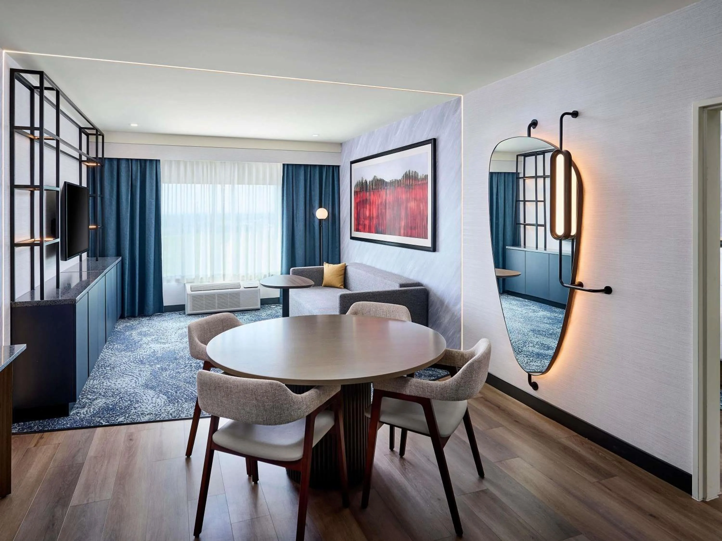 Bedroom, Bed in Novotel Toronto Vaughan Centre