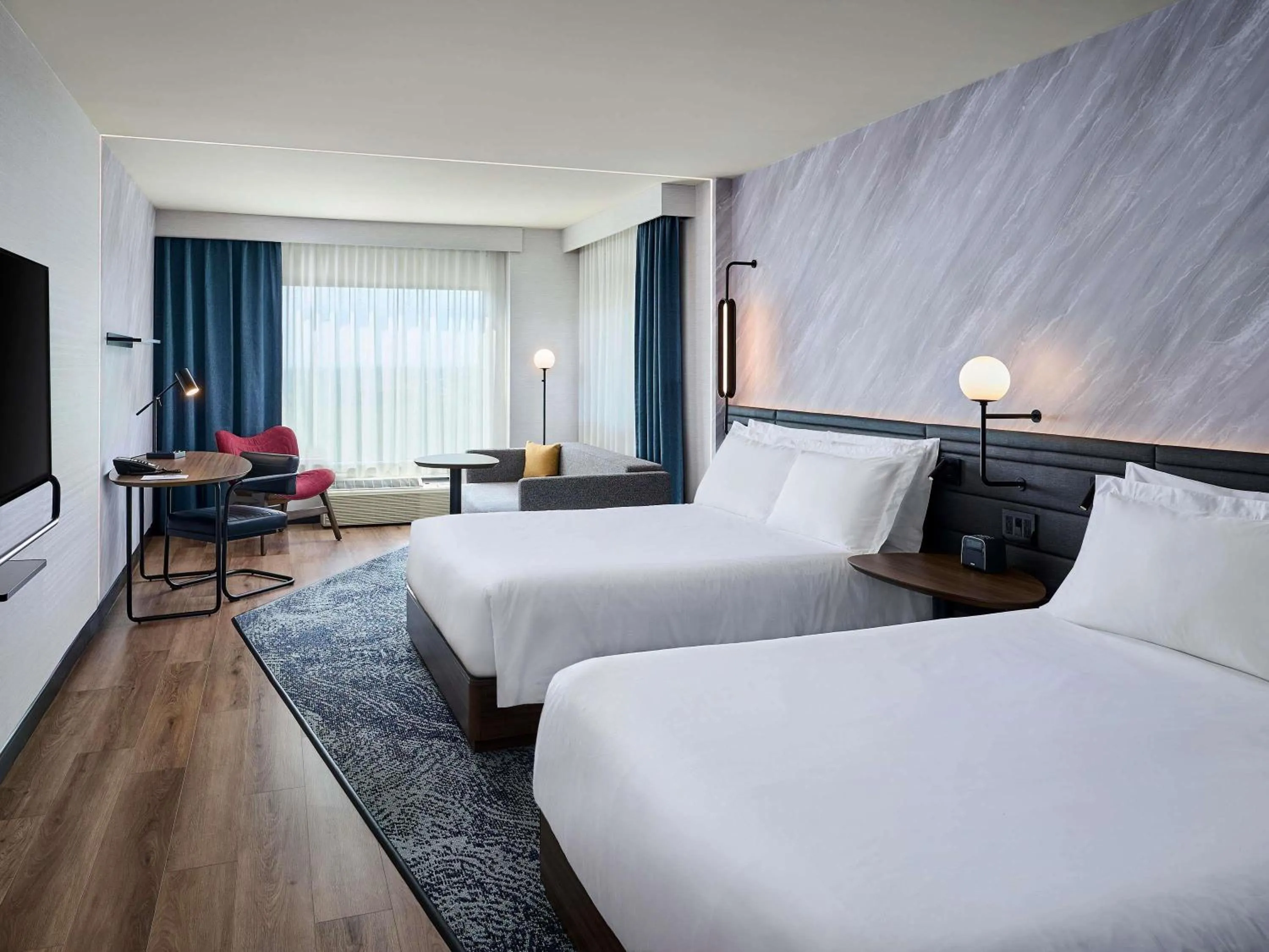 Bedroom, Bed in Novotel Toronto Vaughan Centre