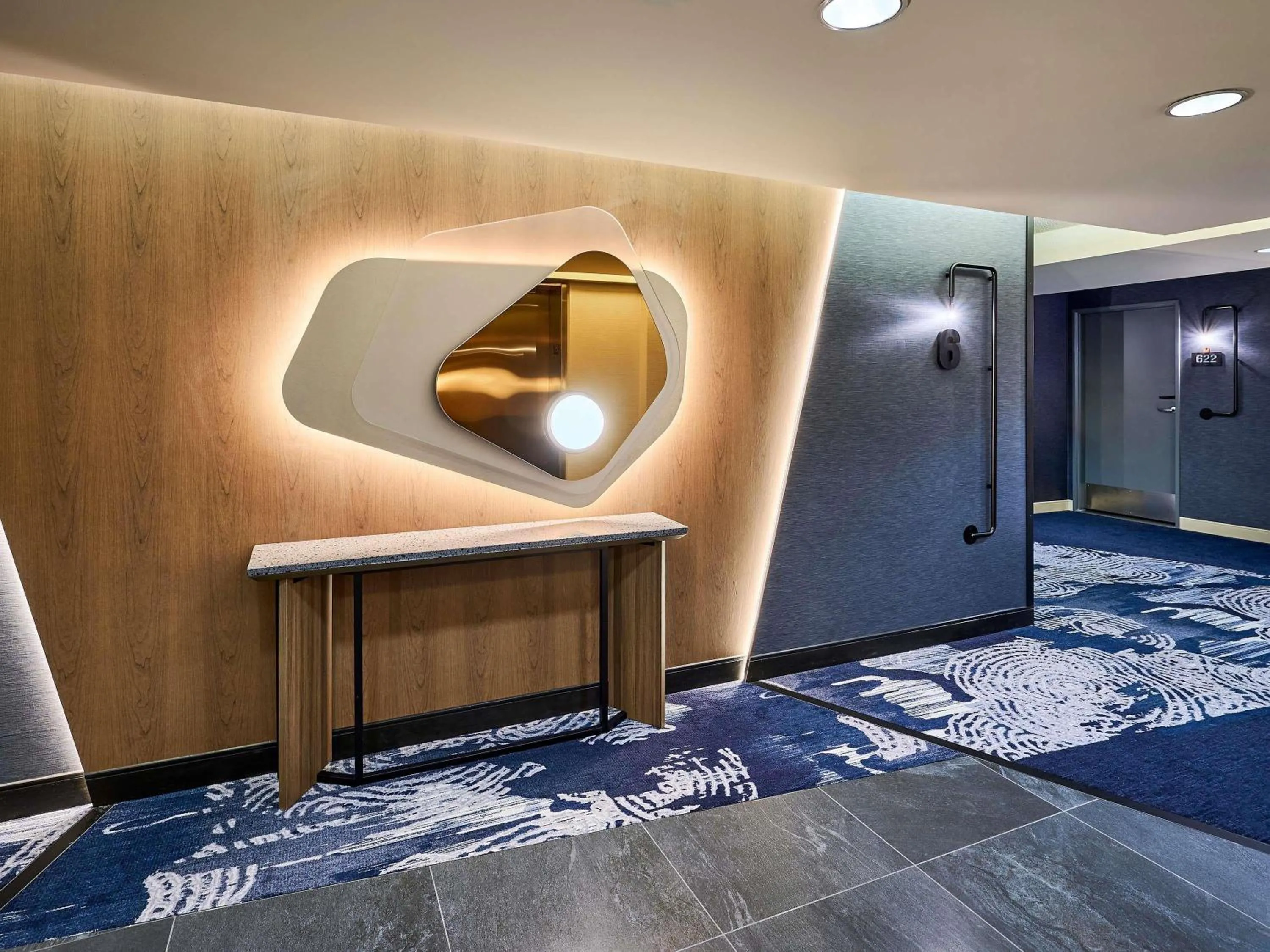 Bedroom in Novotel Toronto Vaughan Centre