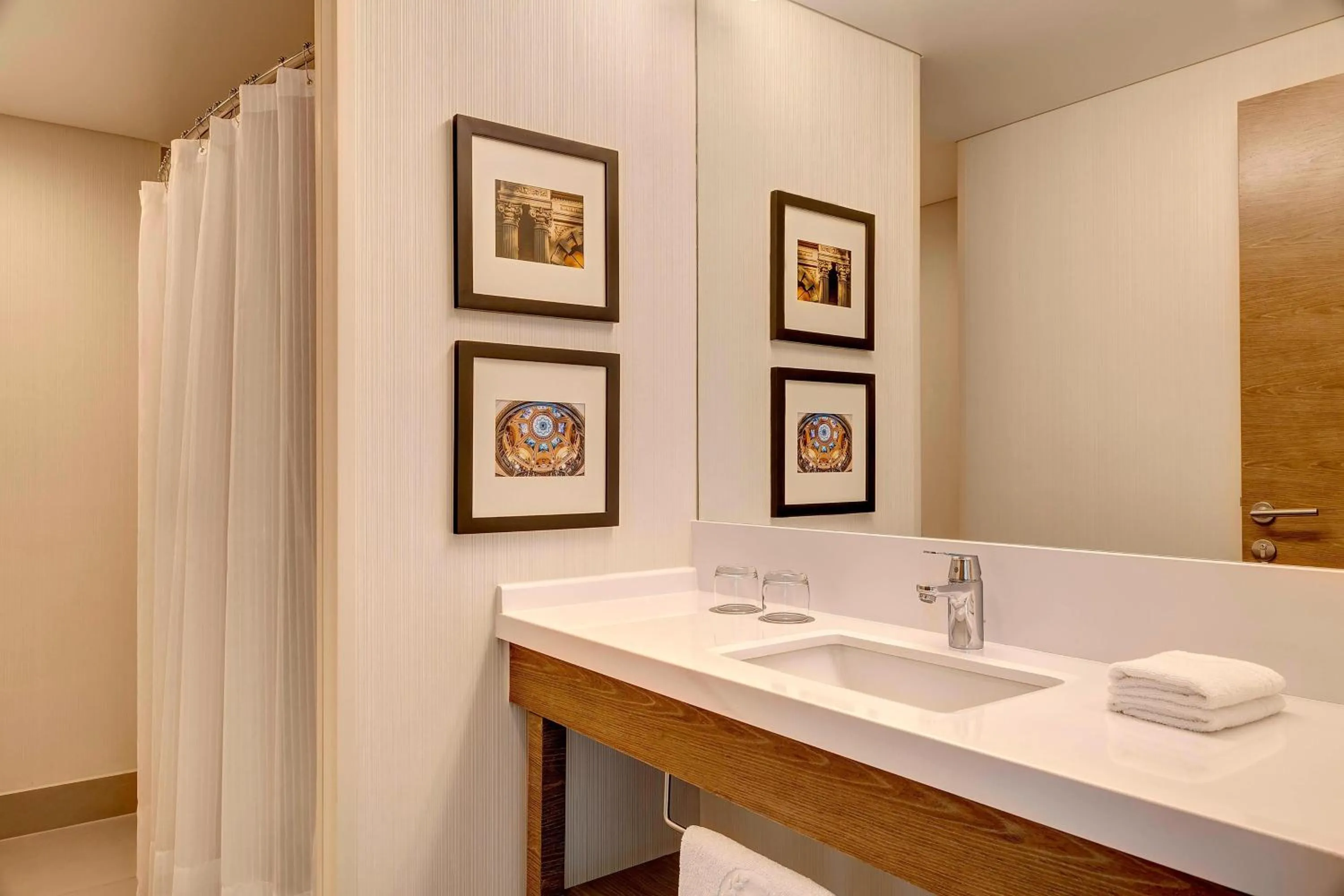 Bathroom in Sheraton Santiago Hotel & Convention Center