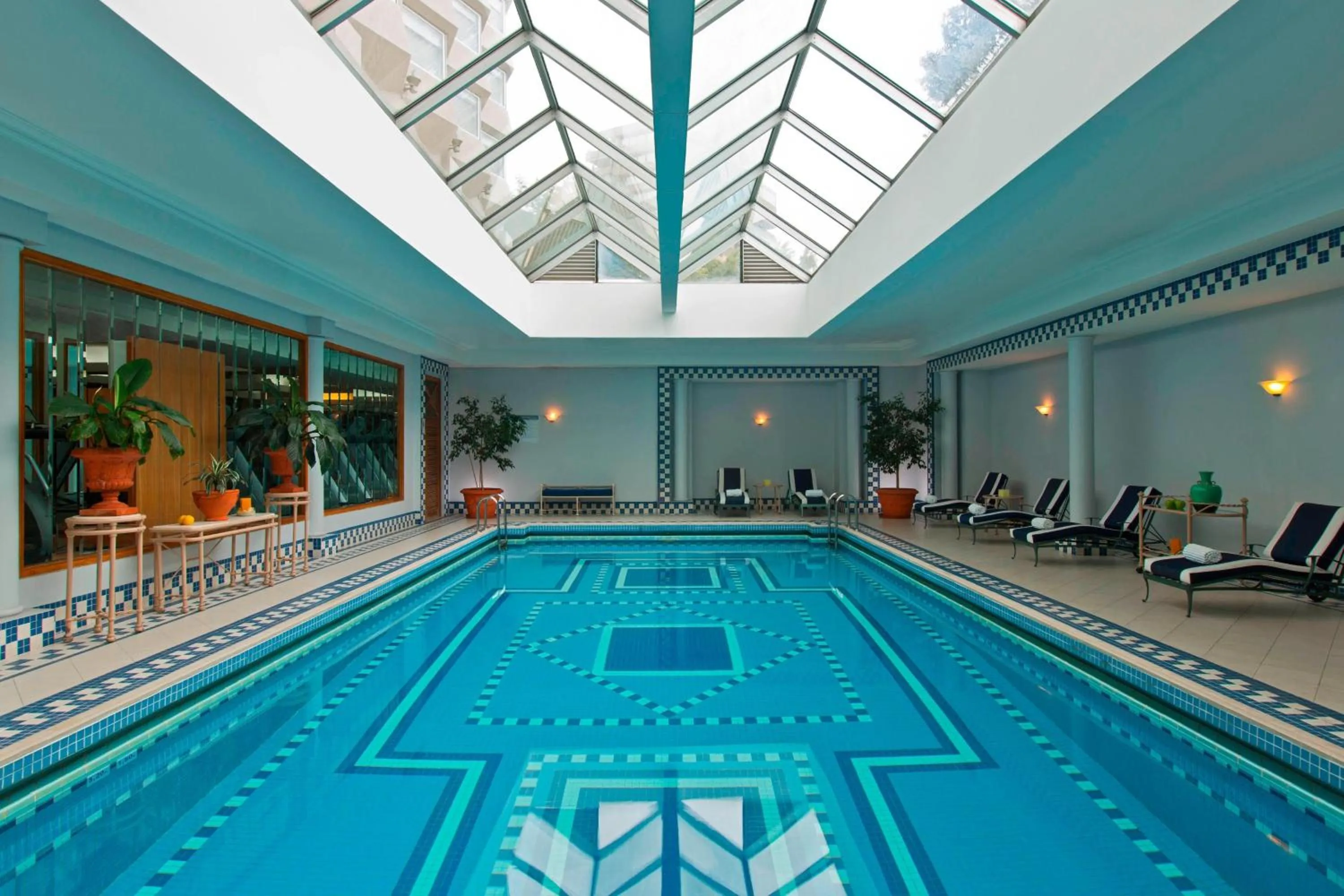 Swimming pool in Sheraton Santiago Hotel & Convention Center