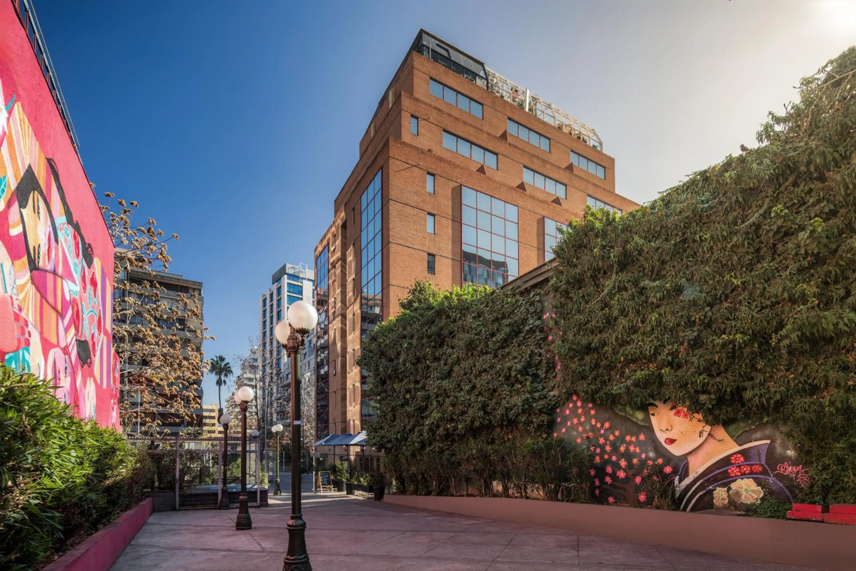 Property building in Four Points by Sheraton Santiago