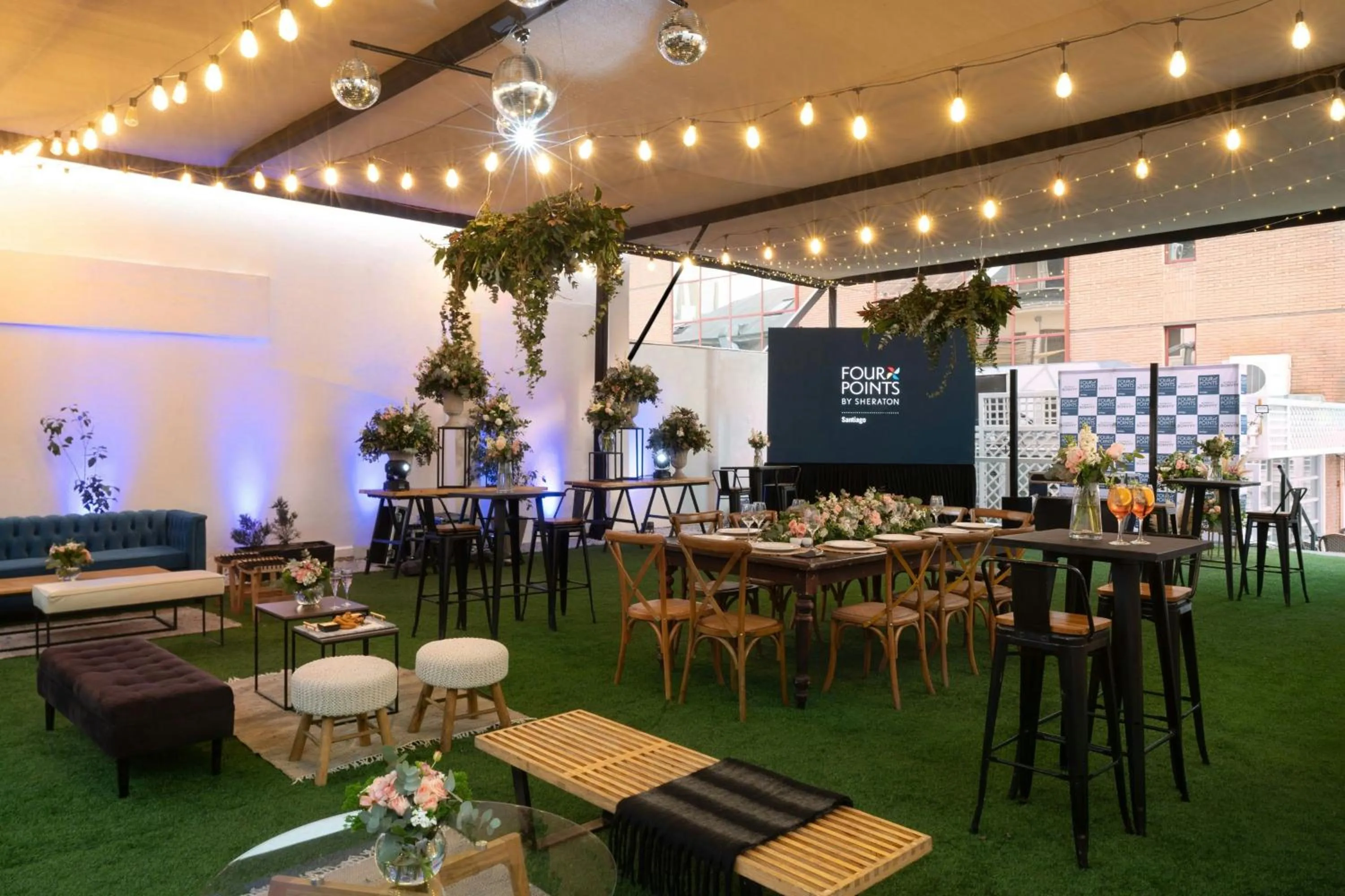 Meeting/conference room in Four Points by Sheraton Santiago