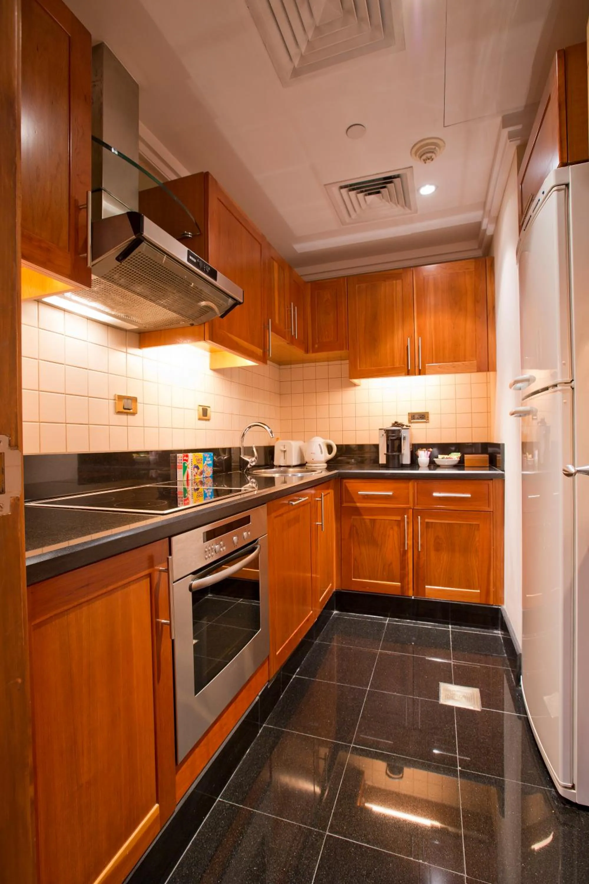 Kitchen or kitchenette in Phoenicia Residence