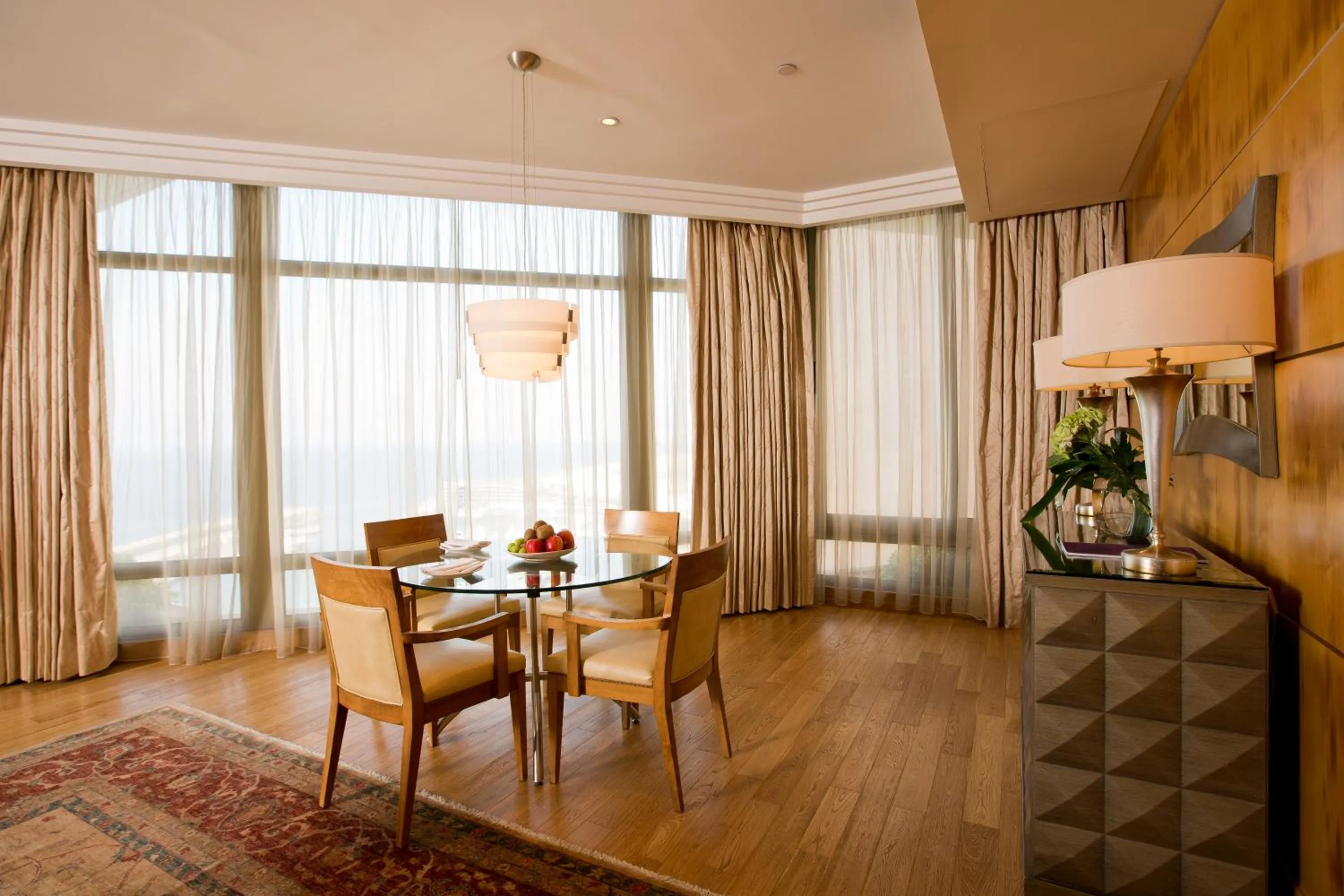 Dining area in Phoenicia Residence