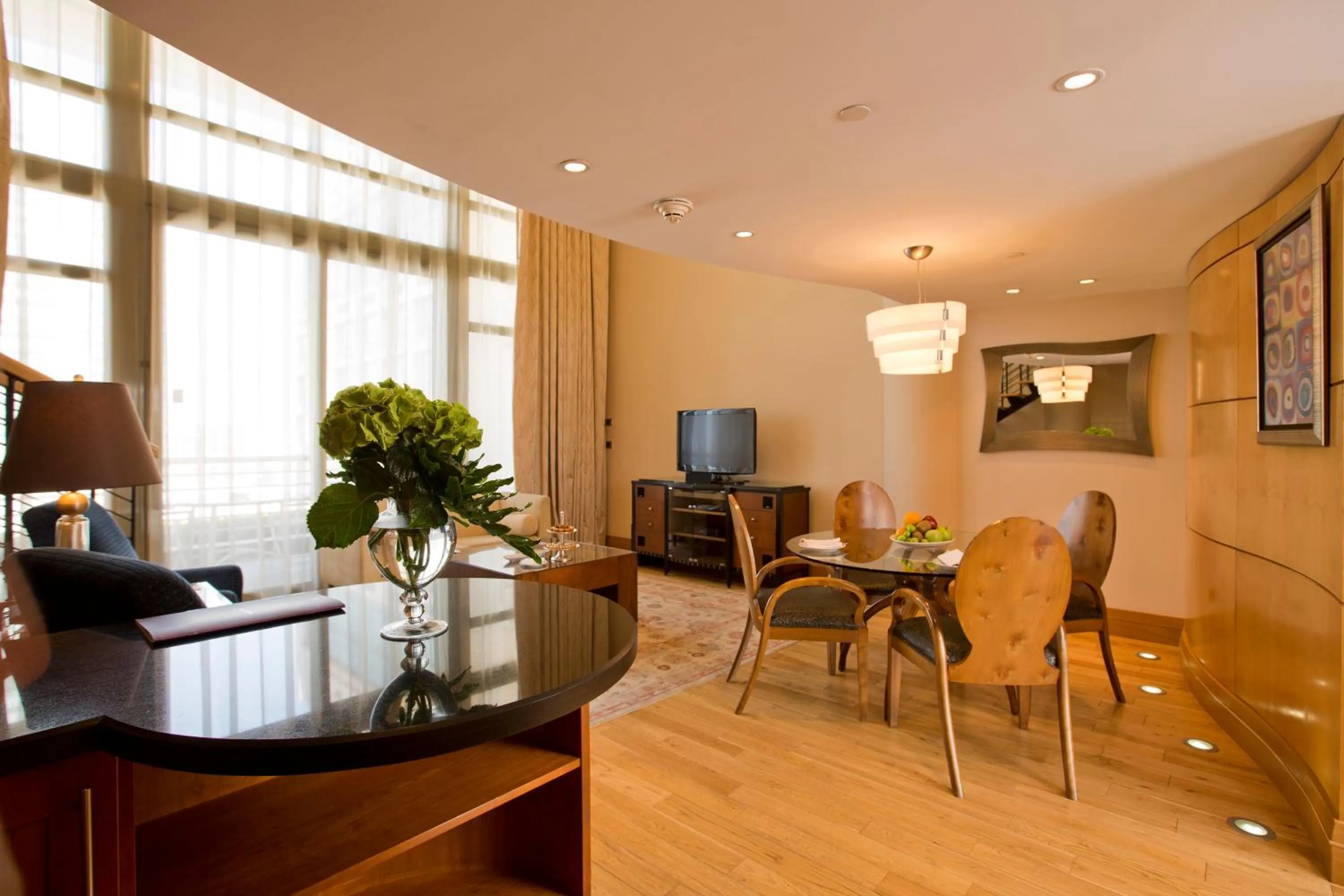 Dining area in Phoenicia Residence