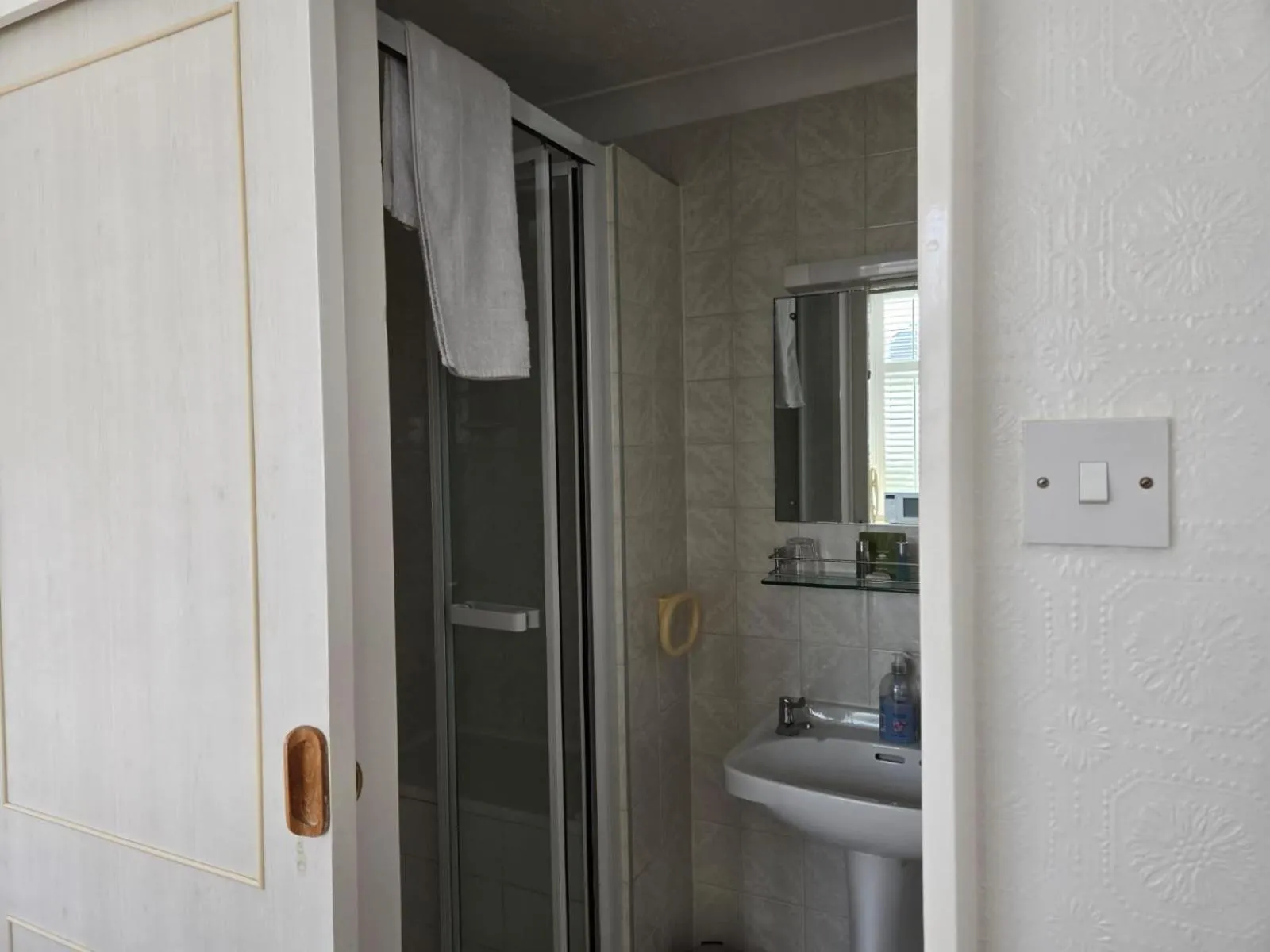 Shower in Shoreline Holiday Accommodation