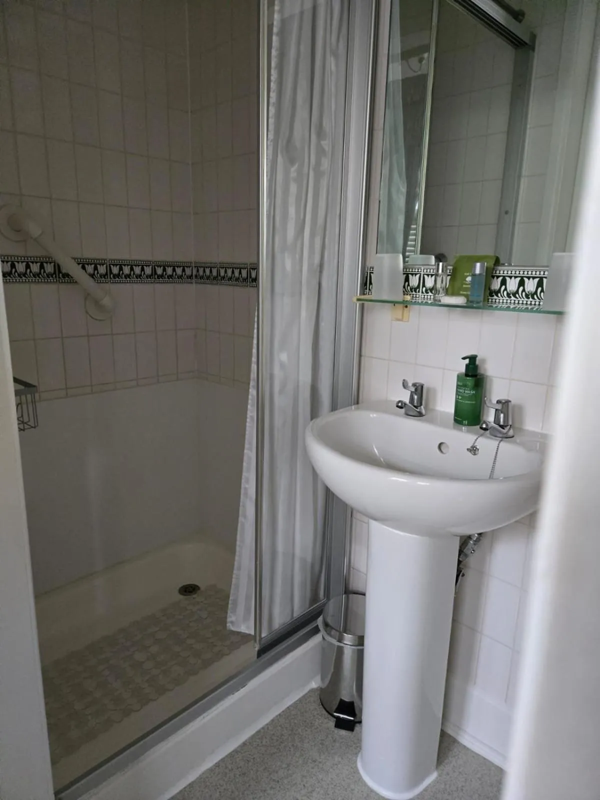 Bathroom in Shoreline Holiday Accommodation